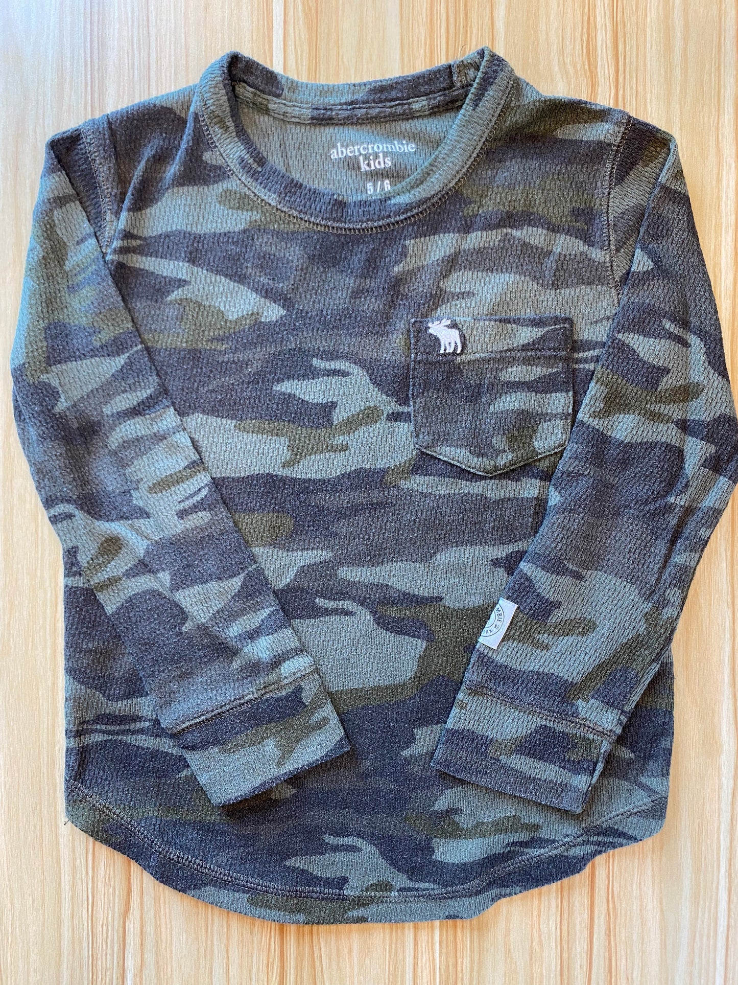 ABERCROMBIE TShirt LS / 5-6Y