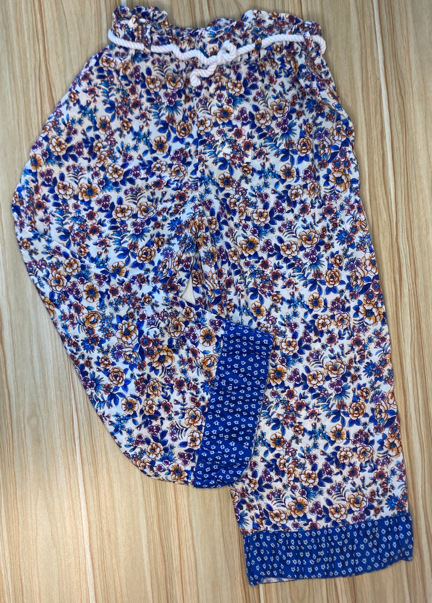 ZARA Flowy Pants / 7Y