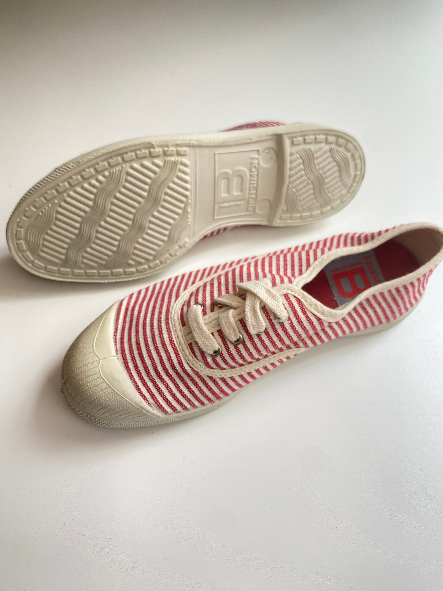 BENSIMON Canvas Trainers NWT Size 34