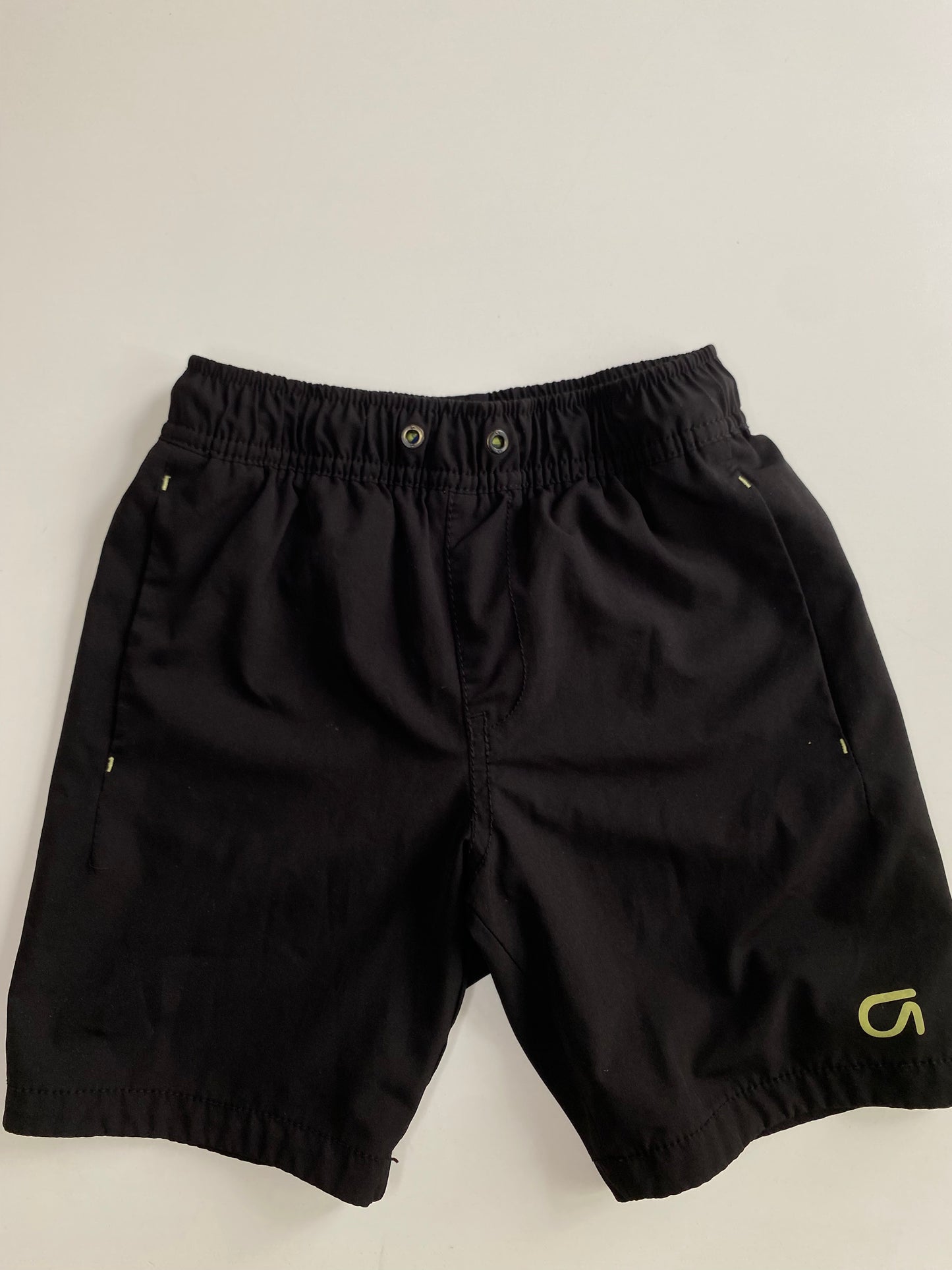 GAP FIT Athletic Shorts / 6Y