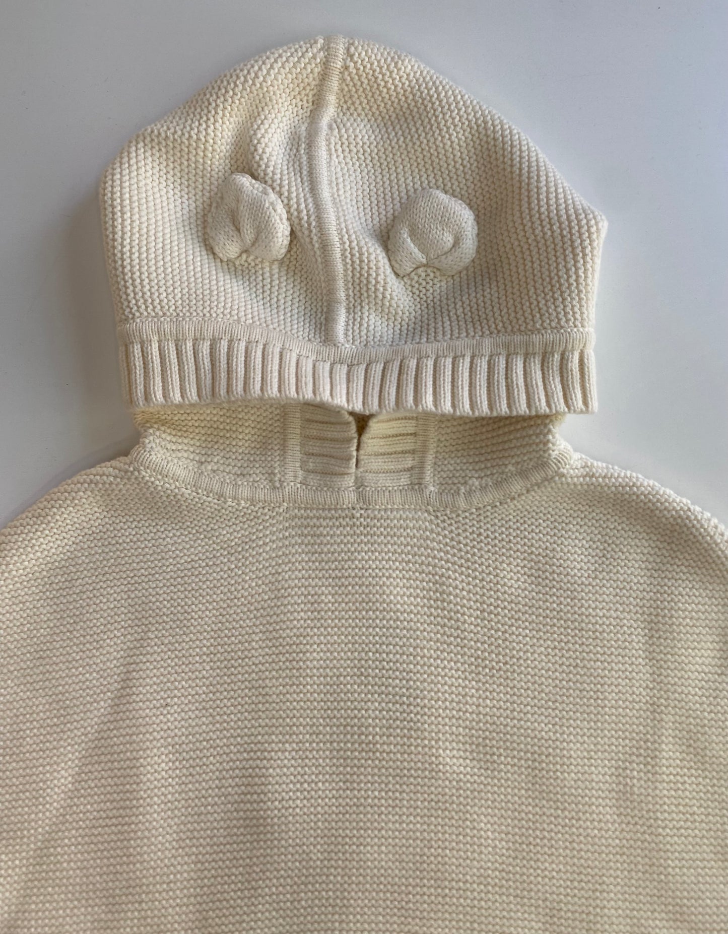 GAP hoodie knitwear sleeveless NWT/ 4y