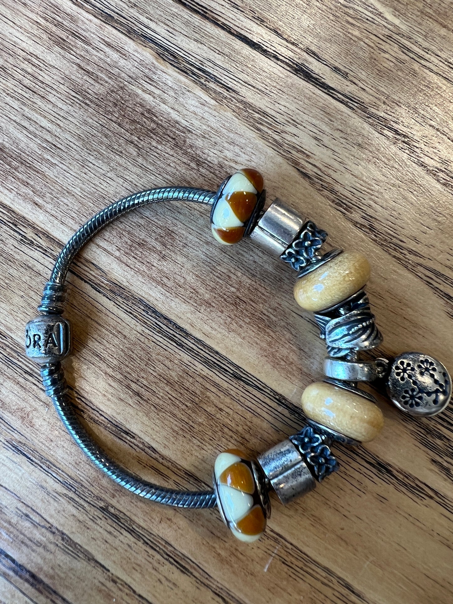PANDORA 10 charm bracelet
