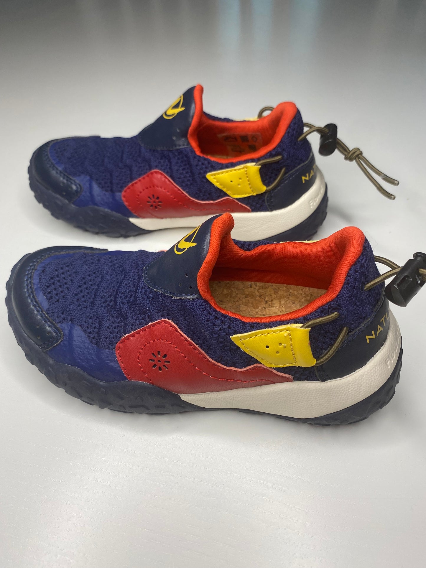 NATURINO Sneakers / US12 UE29