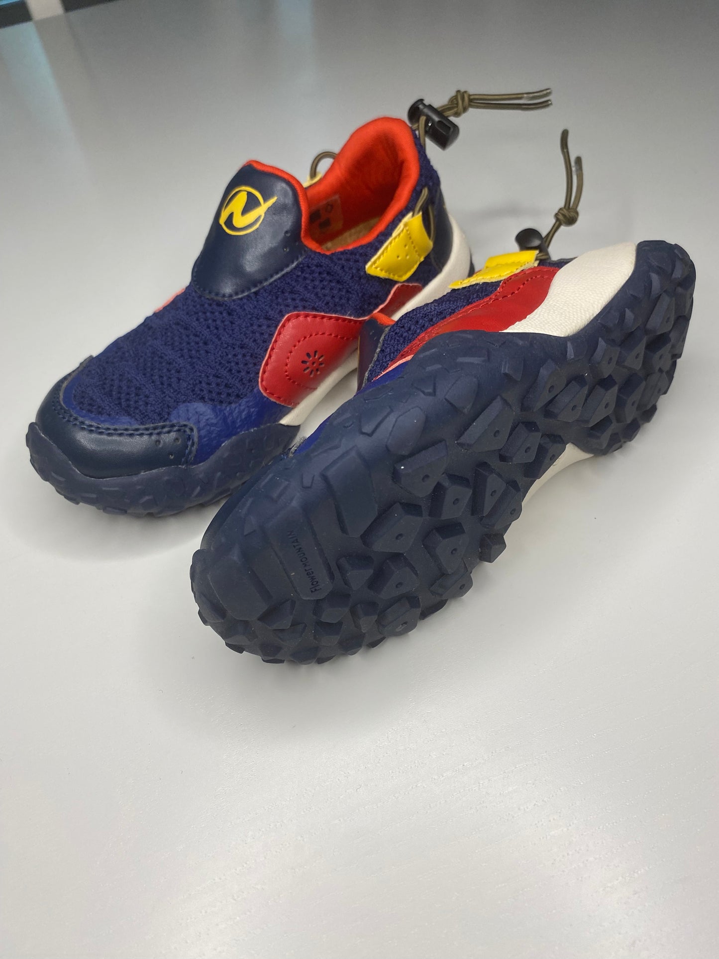NATURINO Sneakers / US12 UE29