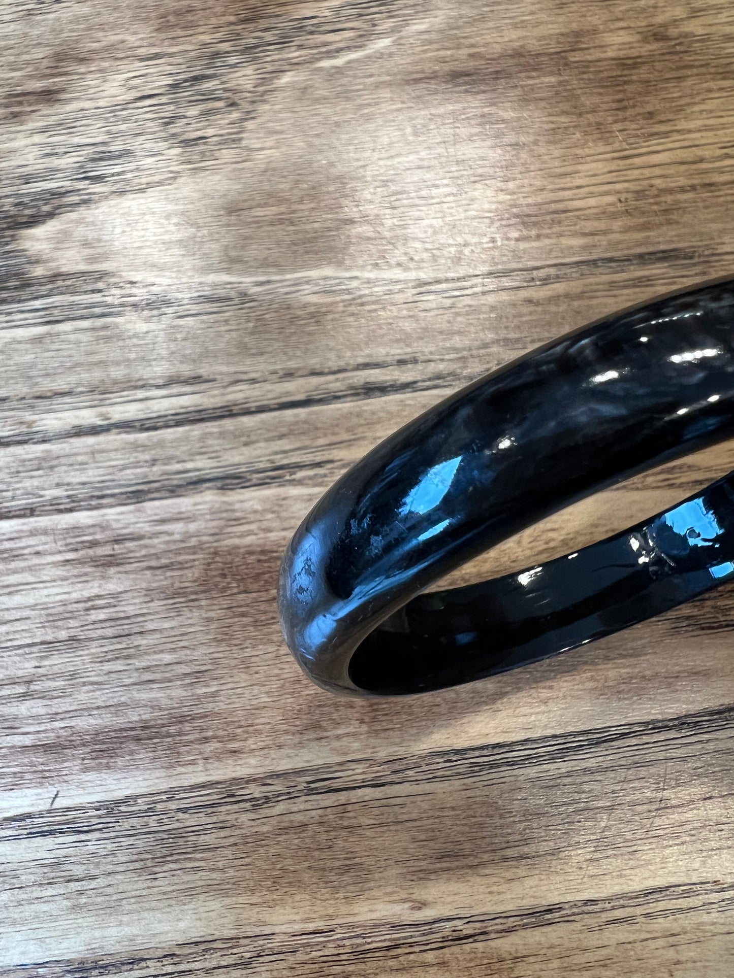 Lacquered wooden bangle