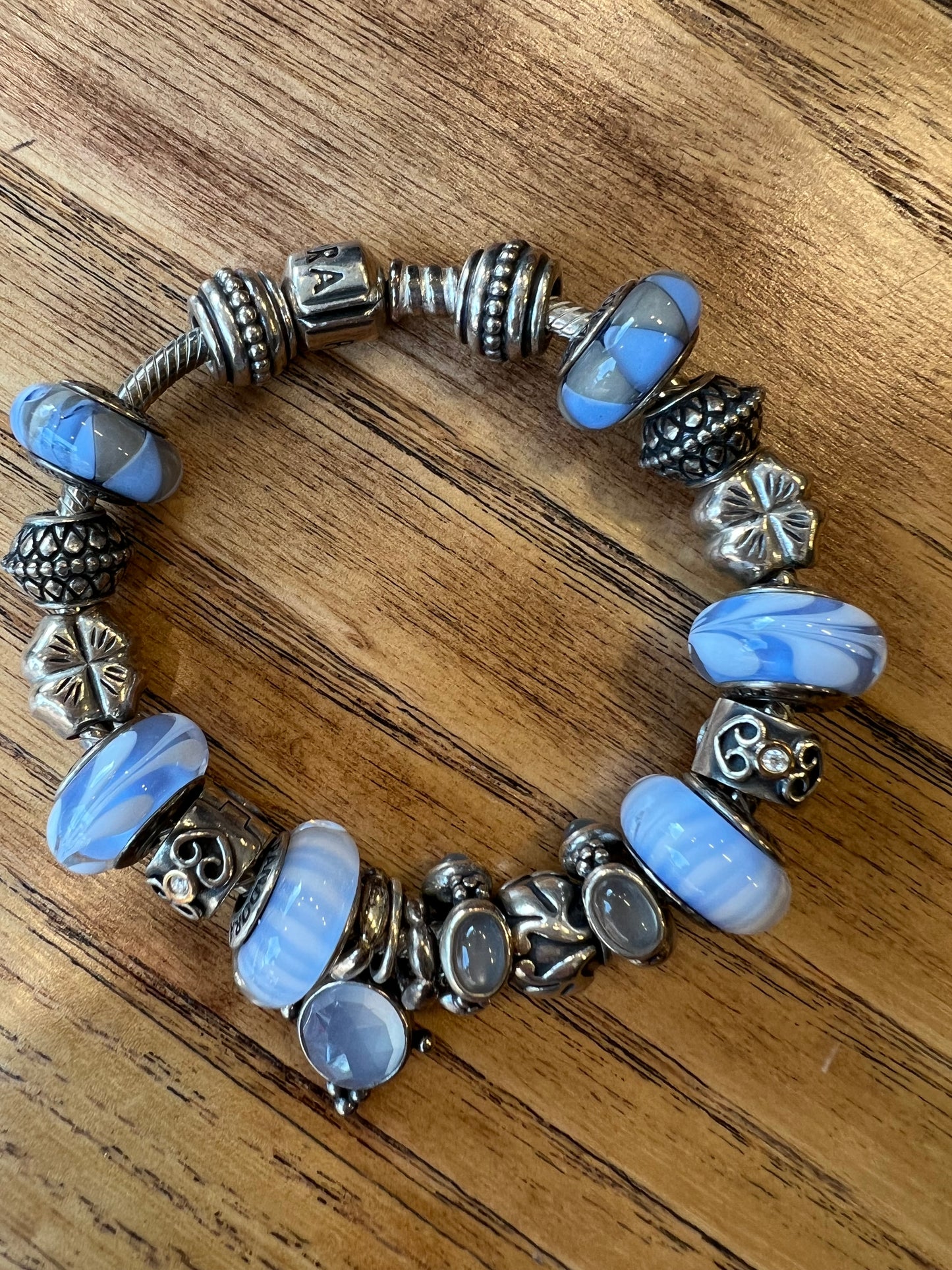 PANDORA Bracelet 18 charms