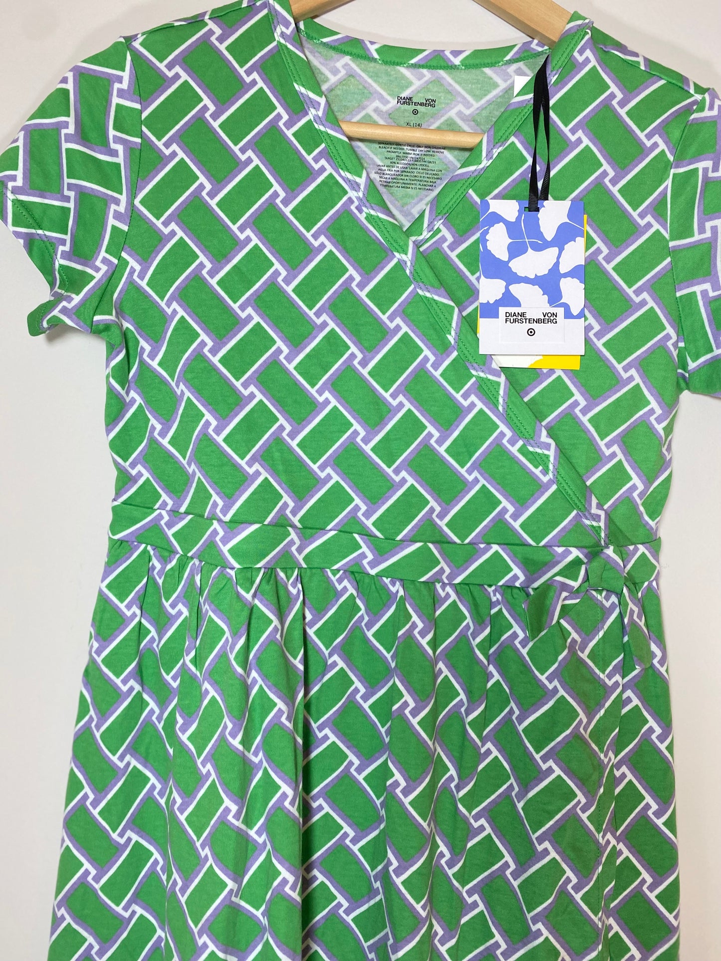 DVF Dress SS NWT / 14Y
