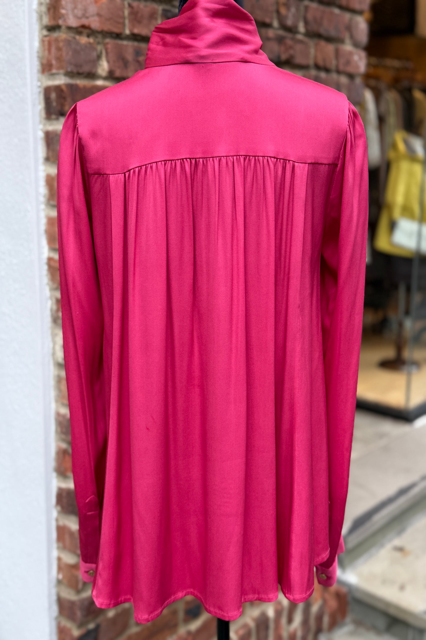 ETRO NWT SS Silk Top / XL-IT48