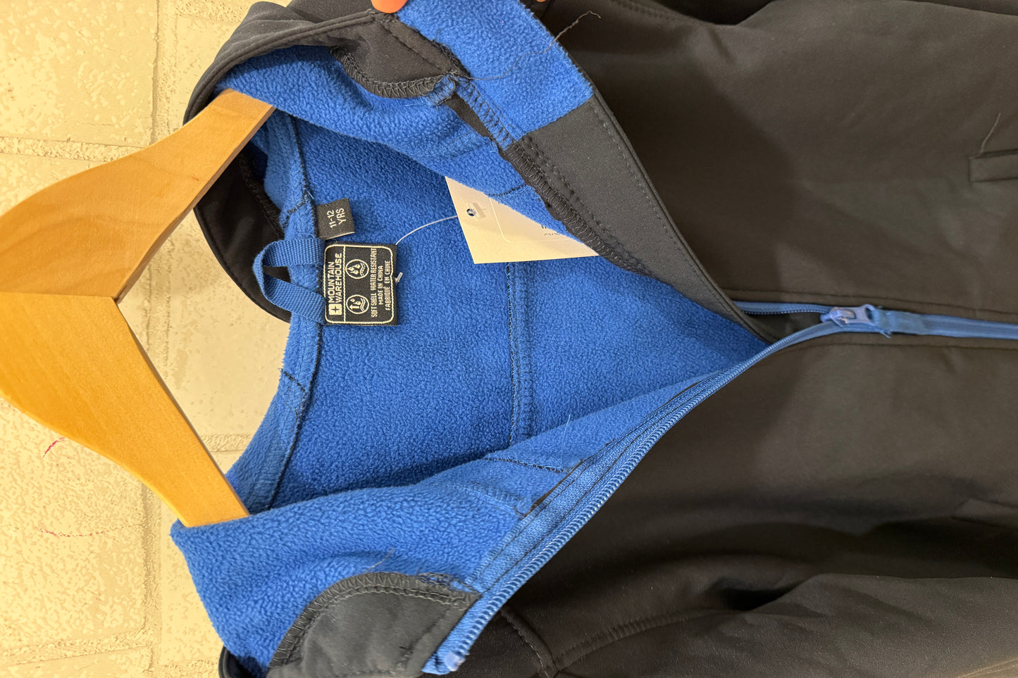 MOUNTAIN WAREHOUSE jacket / 11-12Y