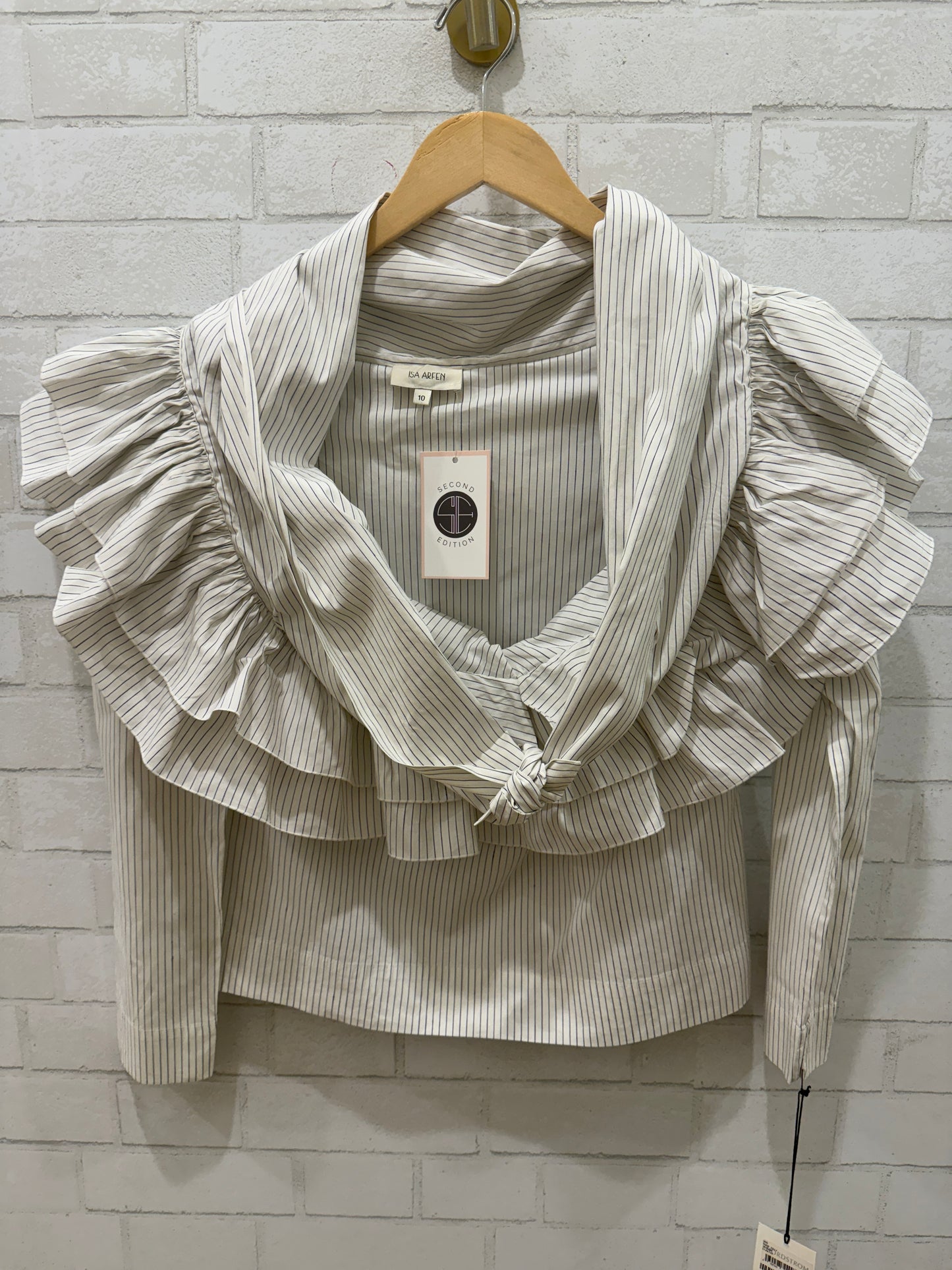 ISA ARFEN NWT Ruffle knot Top LS /M