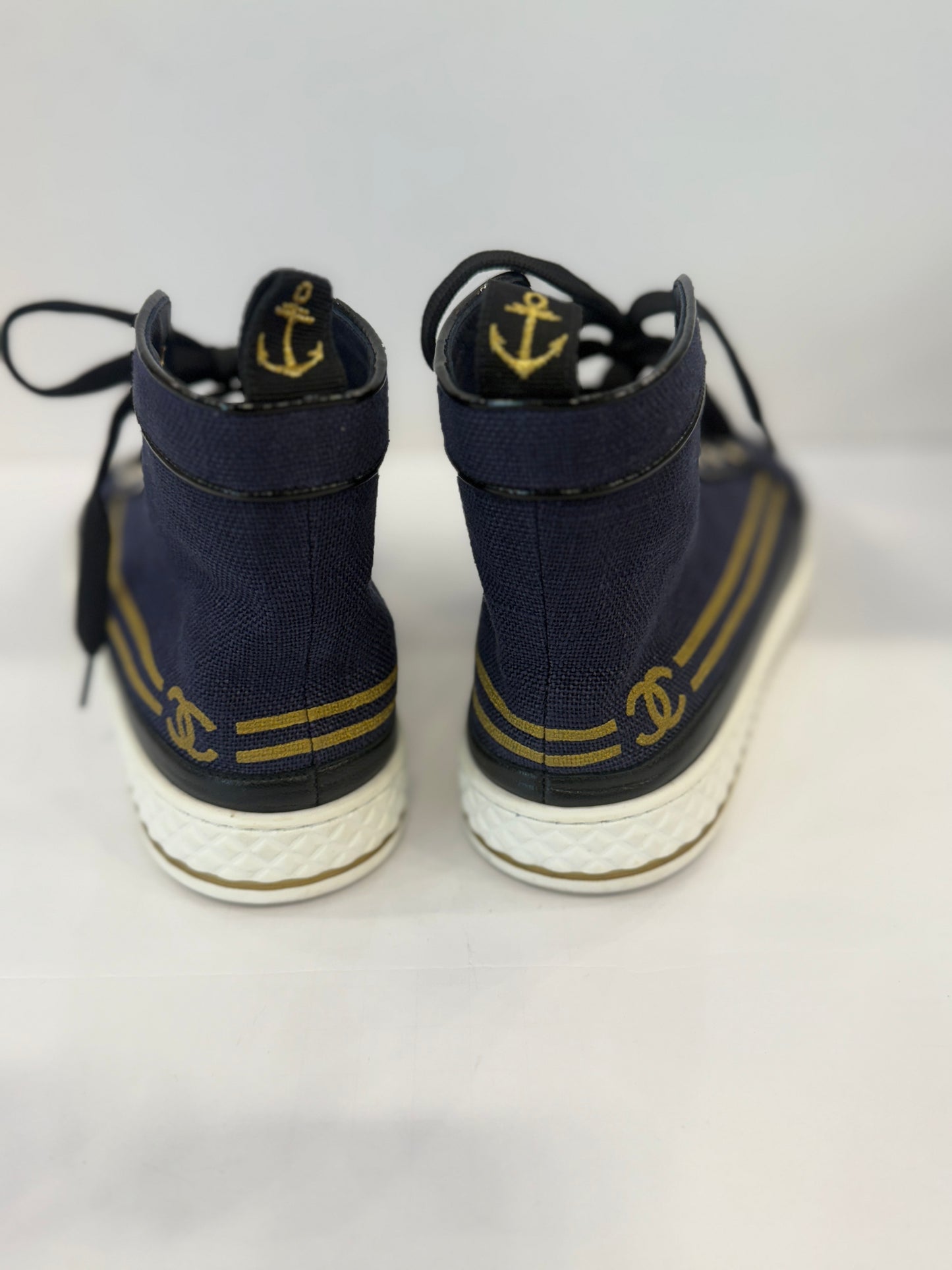 CHANEL HighTop Denim Navy Gold w. Black Leather Sneaker / US10- EUR41.5