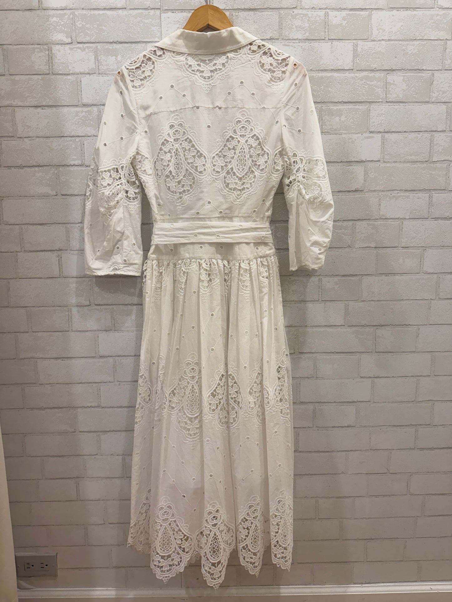 CARA CARA Eyelet Midi Dress / XS-0