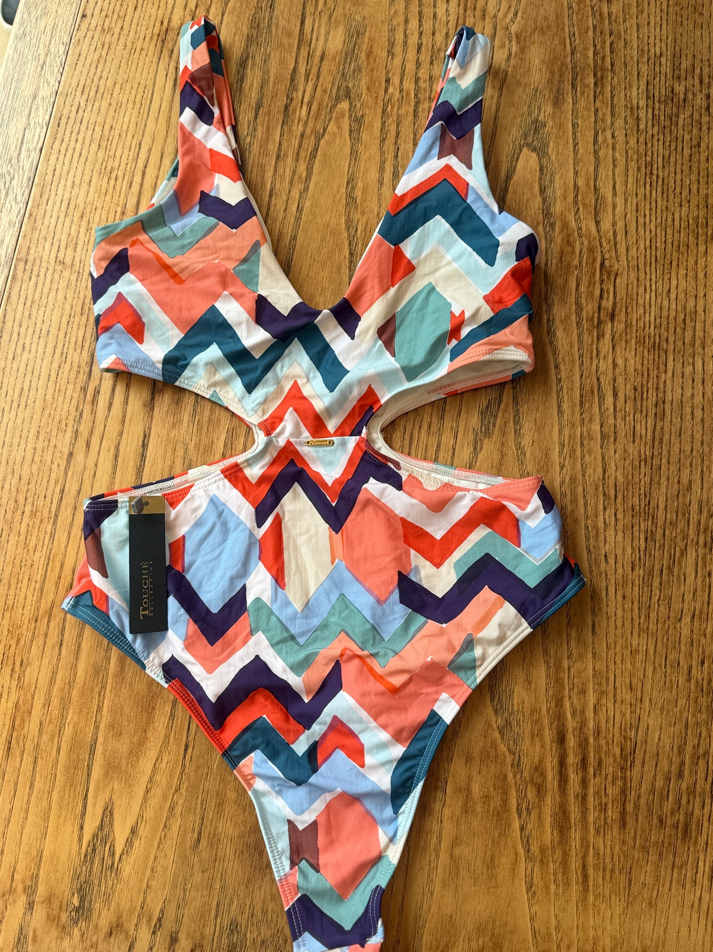 TOUCHE NWT 1 piece / M