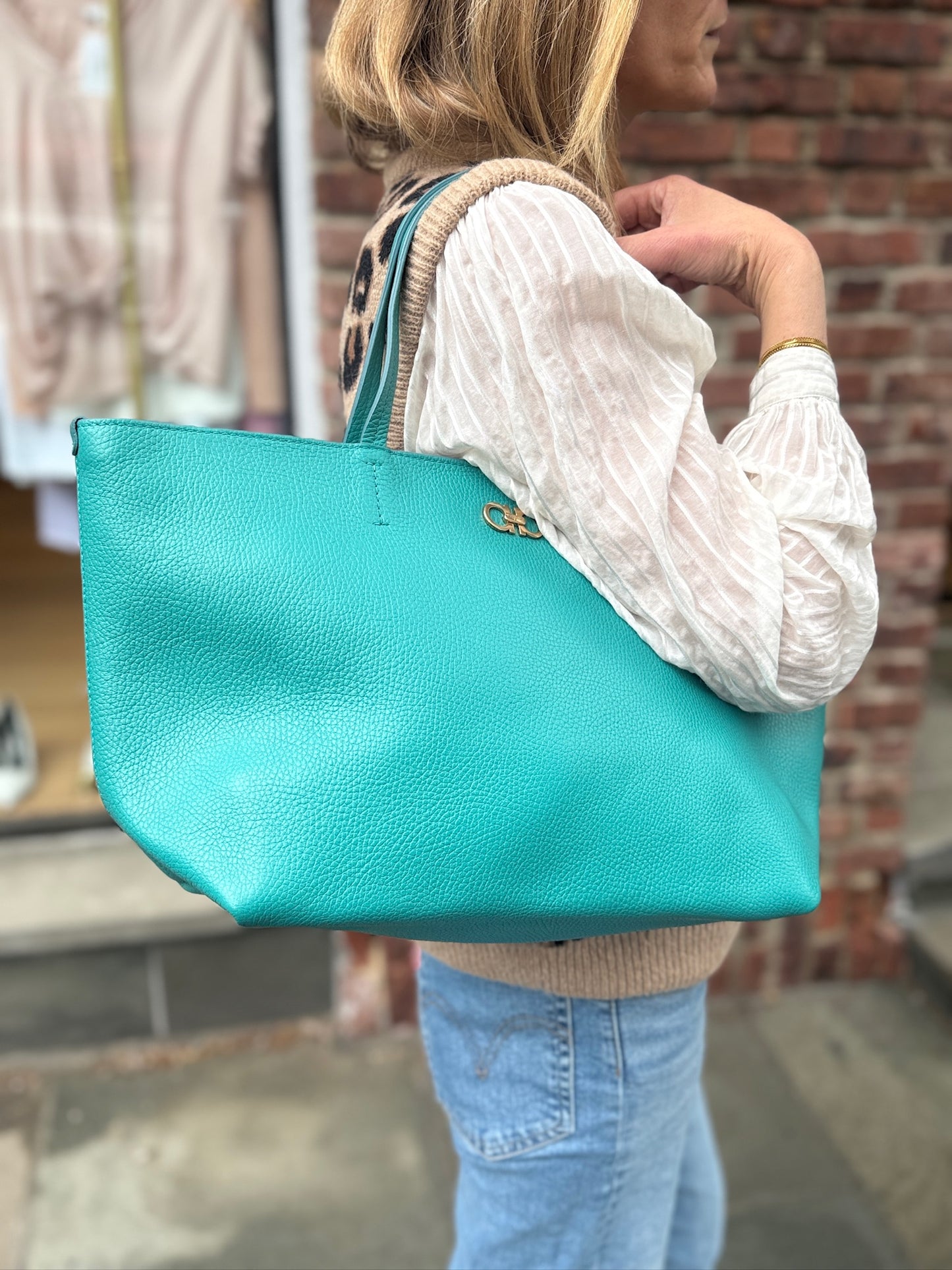 SALVATORE FERRAGAMO Turquoise Leather Tote