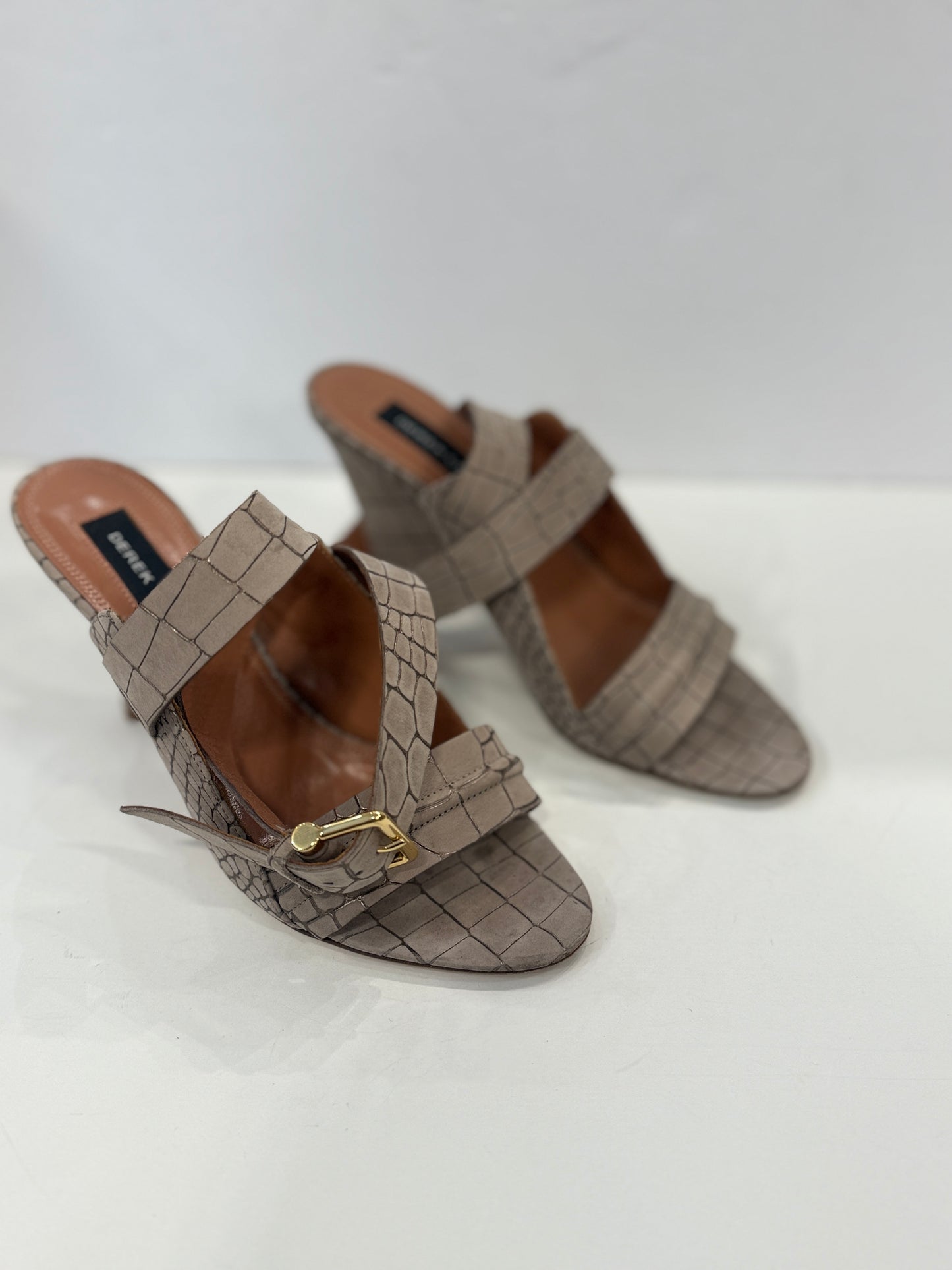 DEREK LAM Leather Snake Skin Wedge Sandals/ EU36-US6