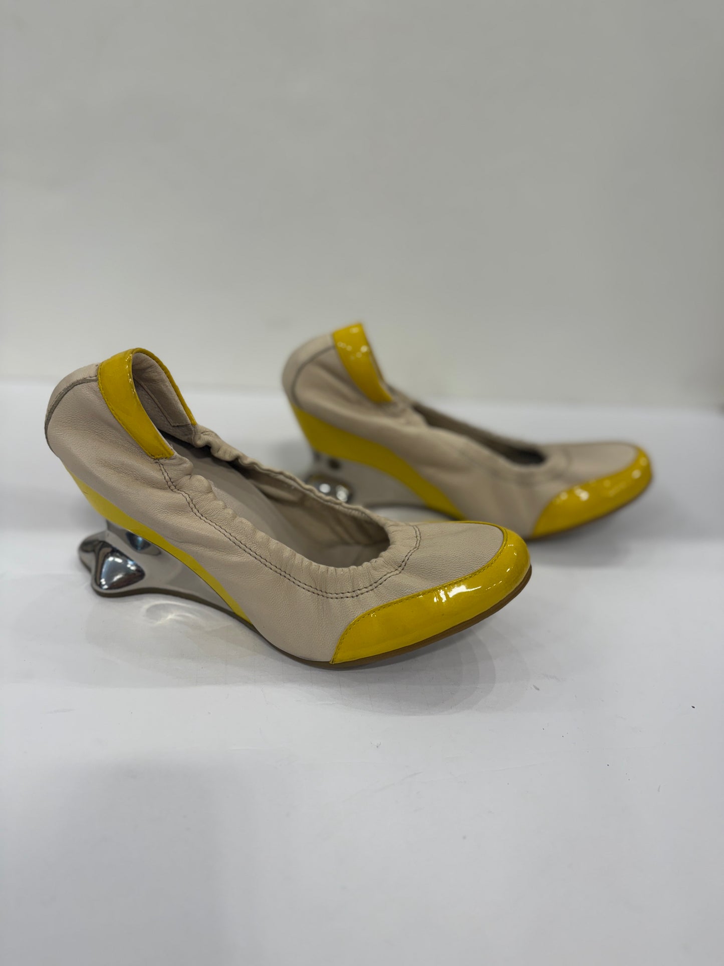 ISSEY MIYAKE Leather Shoes Design Heel US: 7- EU:38
