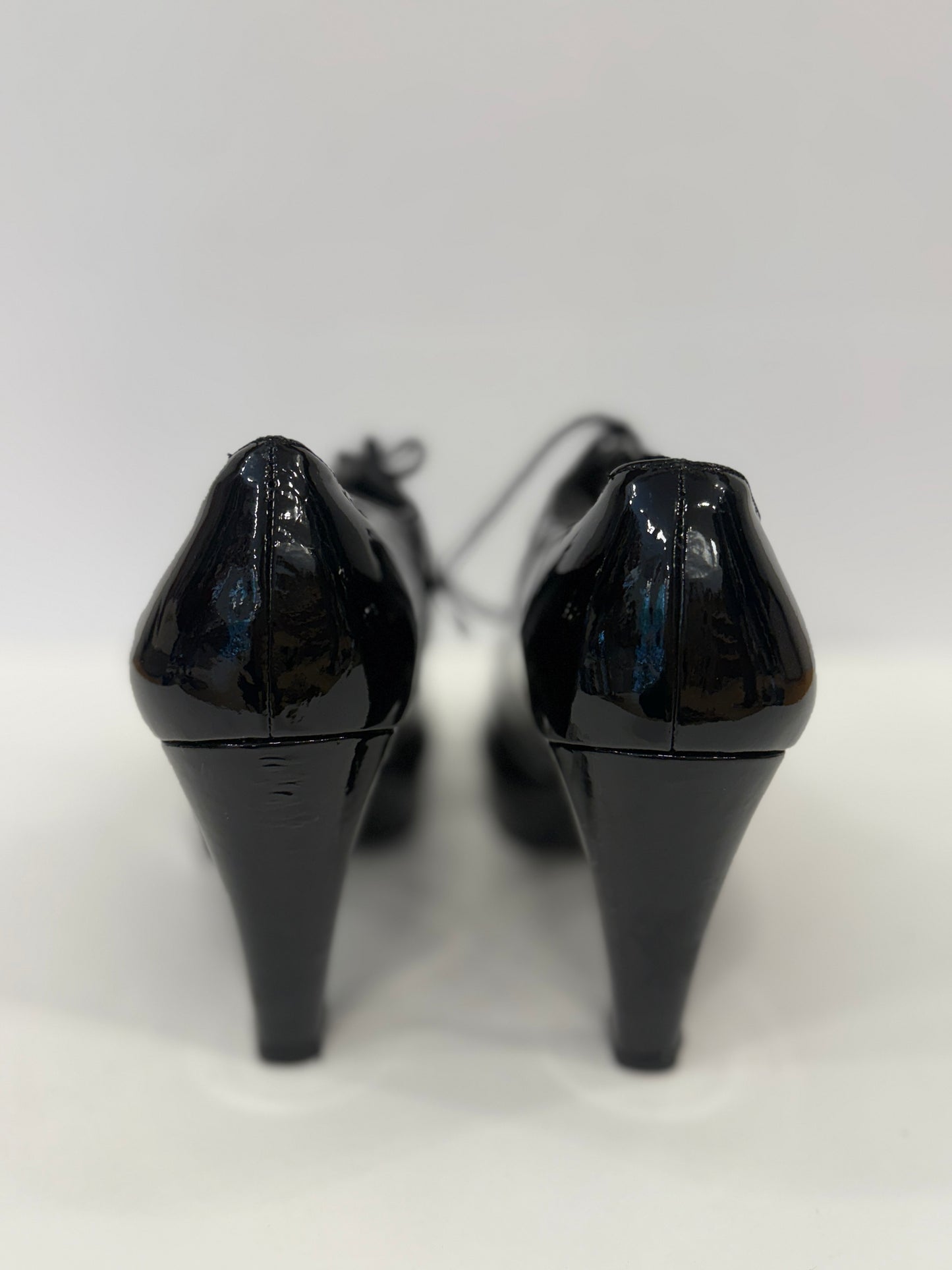 STUART WEITZMAN Patent Leather Platform Mary Jane/ US: 8- EU: 39