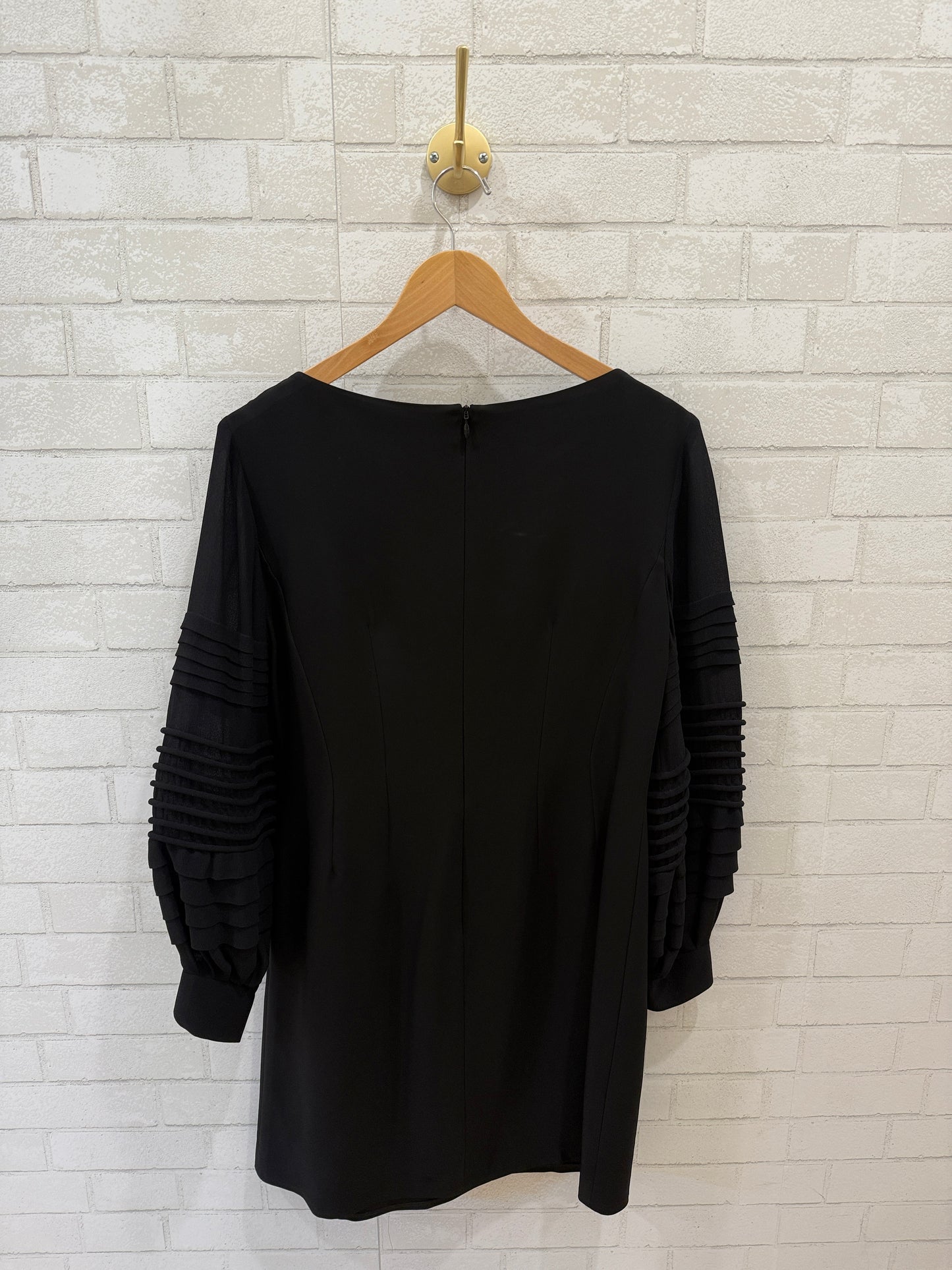 LOUIS VUITTON Long Balloon Sleeves Shift Dress / M-IT44
