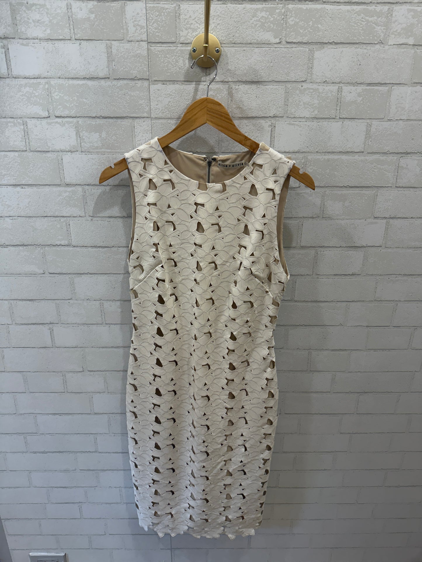 ALICE + OLIVIA Sleeveless Shift Midi Dress / S-US6