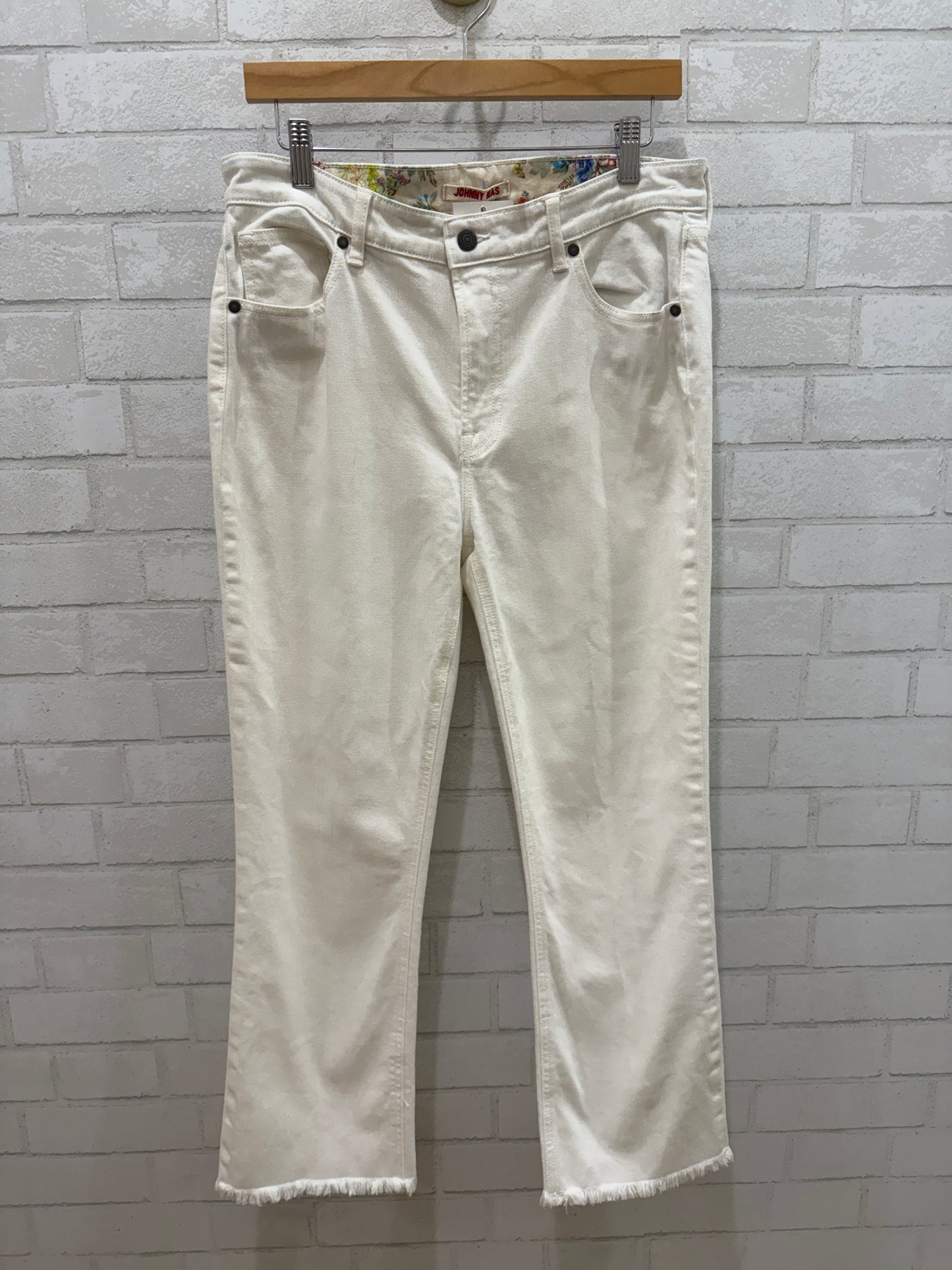 JOHNNY WAS White Cropped Straight Leg Jeans / M-US 30