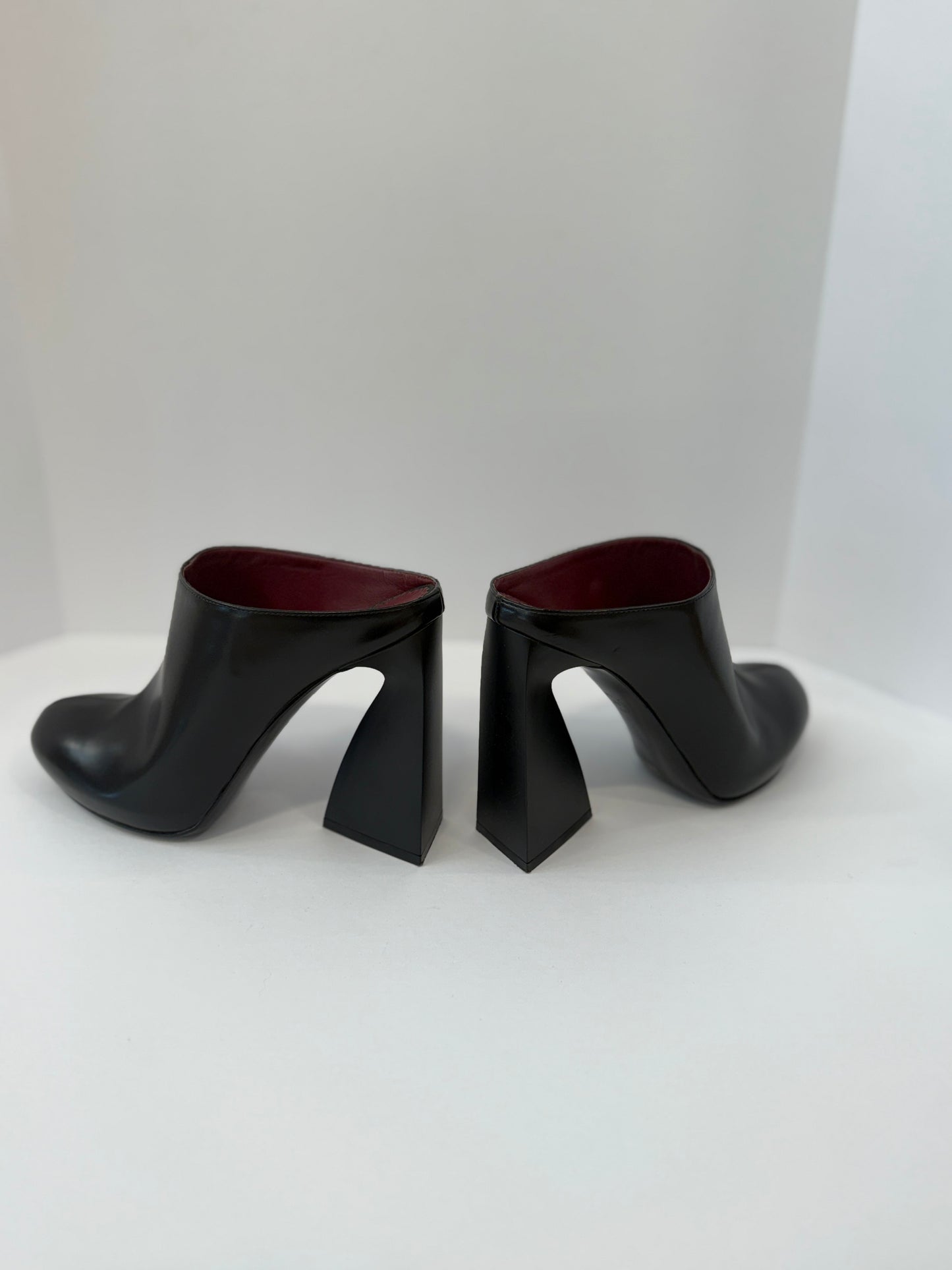 STELLA MCCARTNEY Block-Heel Mules / US8.5-EU39