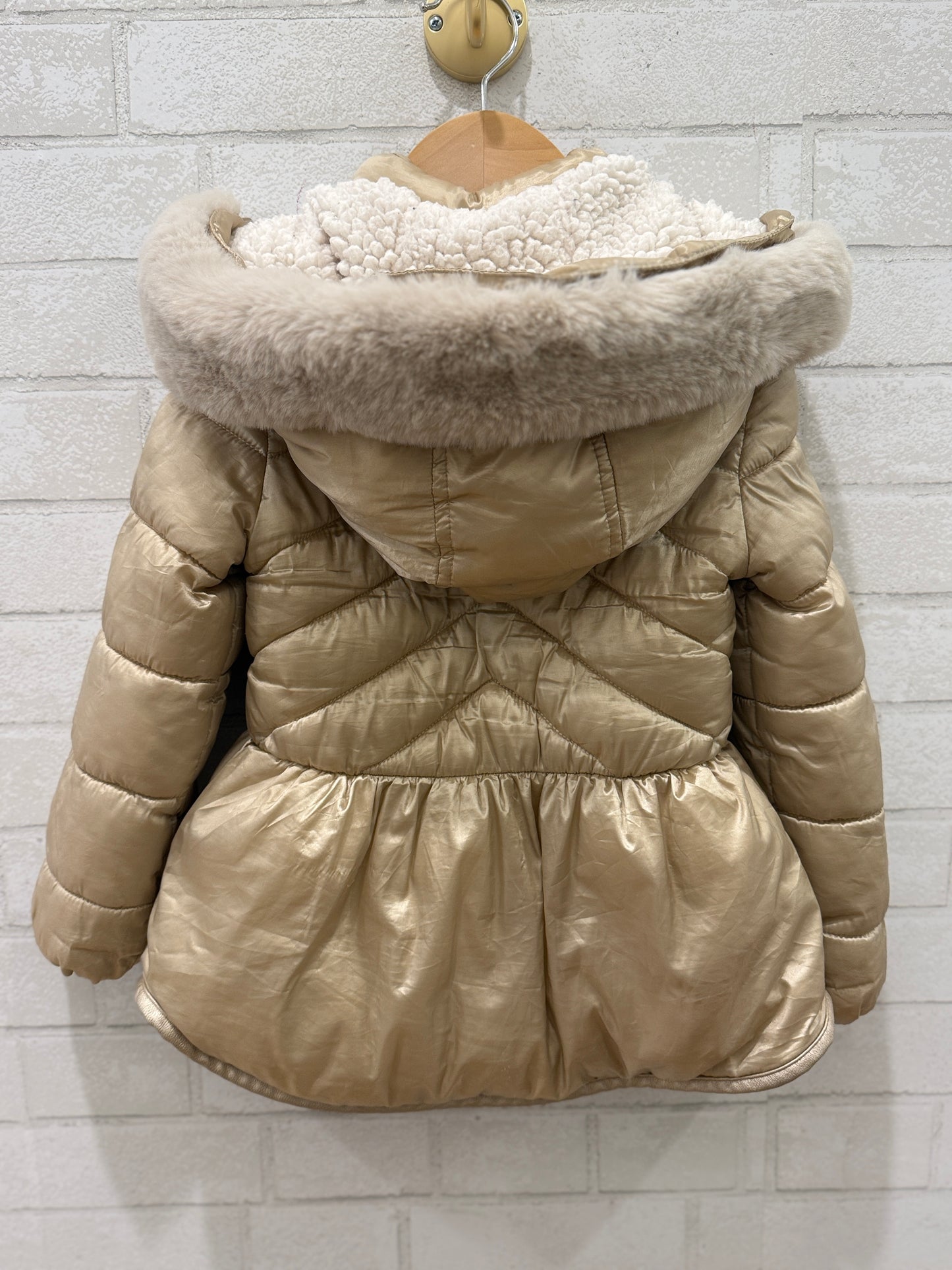 MAYORAL Faux Fur Gold Coat/ 5Y