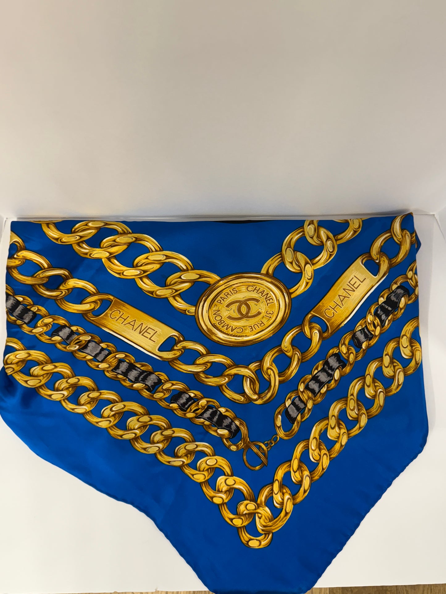 CHANEL Silk Chain Logo Scarf