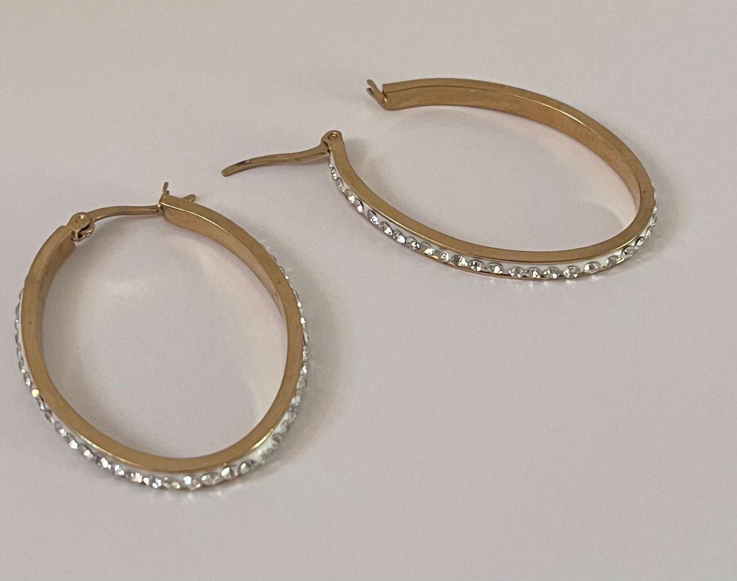 NO BRAND Gold Oval Earrings Rhinestone