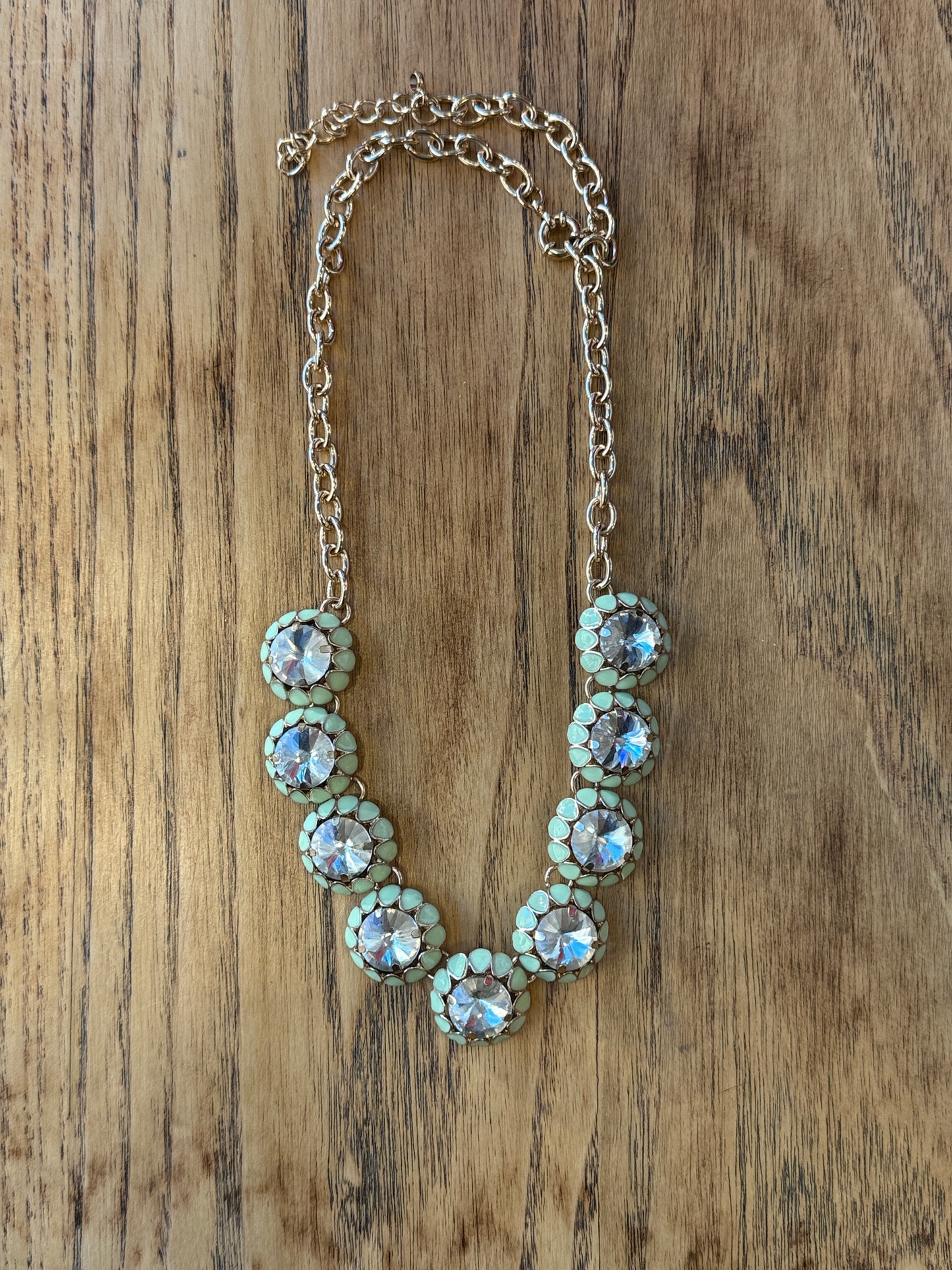 NO BRAND Round Stones Flowers Necklace