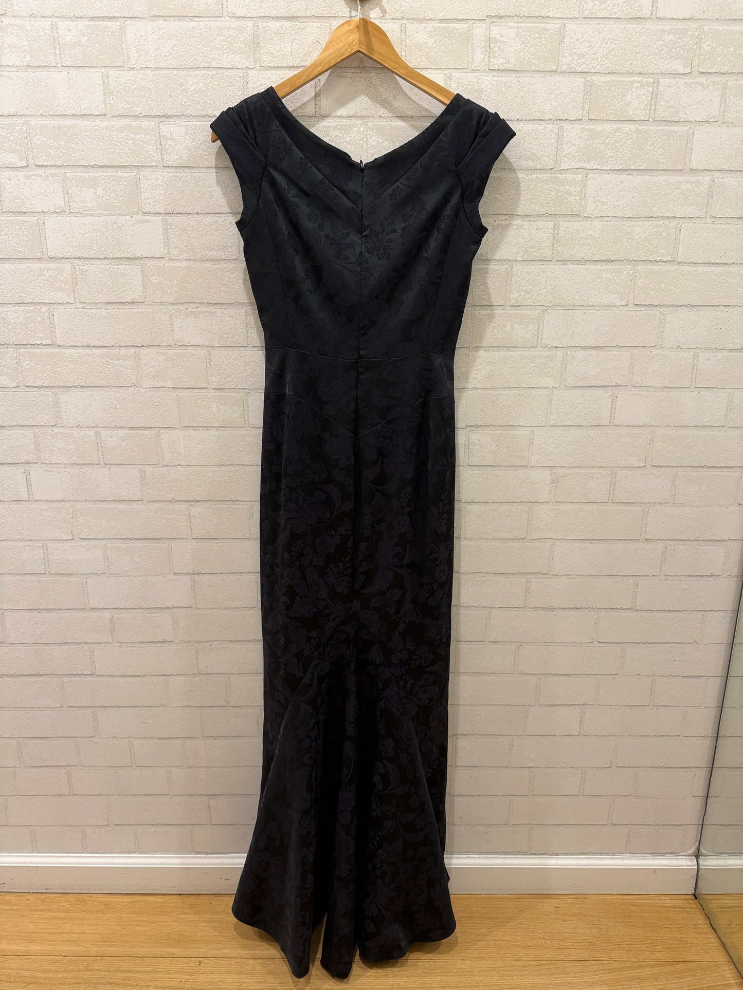 ZAC POSEN Sleeveless VNeck Maxi Cocktail Dress/ S-US4