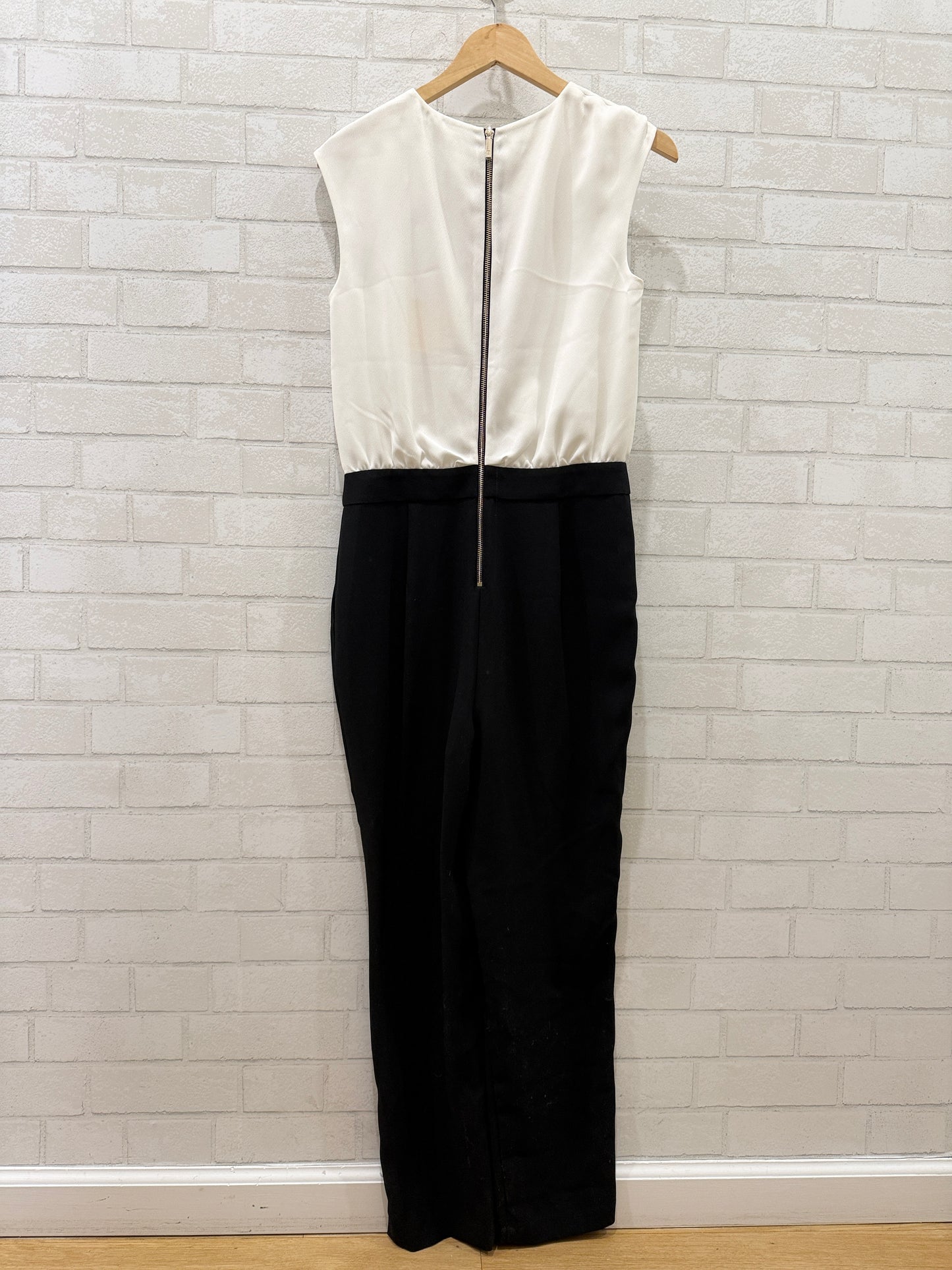 TED BAKER NWT Jumpsuit Embellished Neck / S-UK2