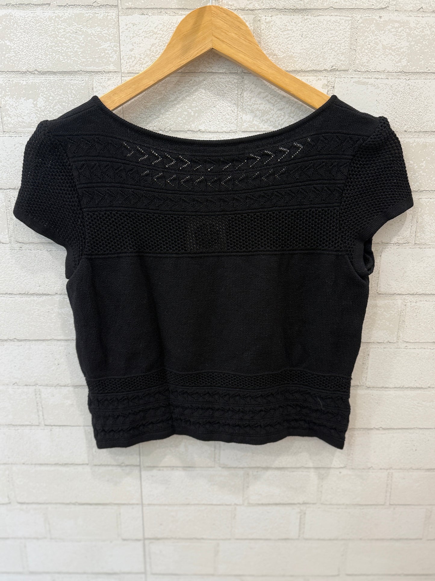 ST JOHN COLLECTION SS Detail Knitted Crop Top / M-US6