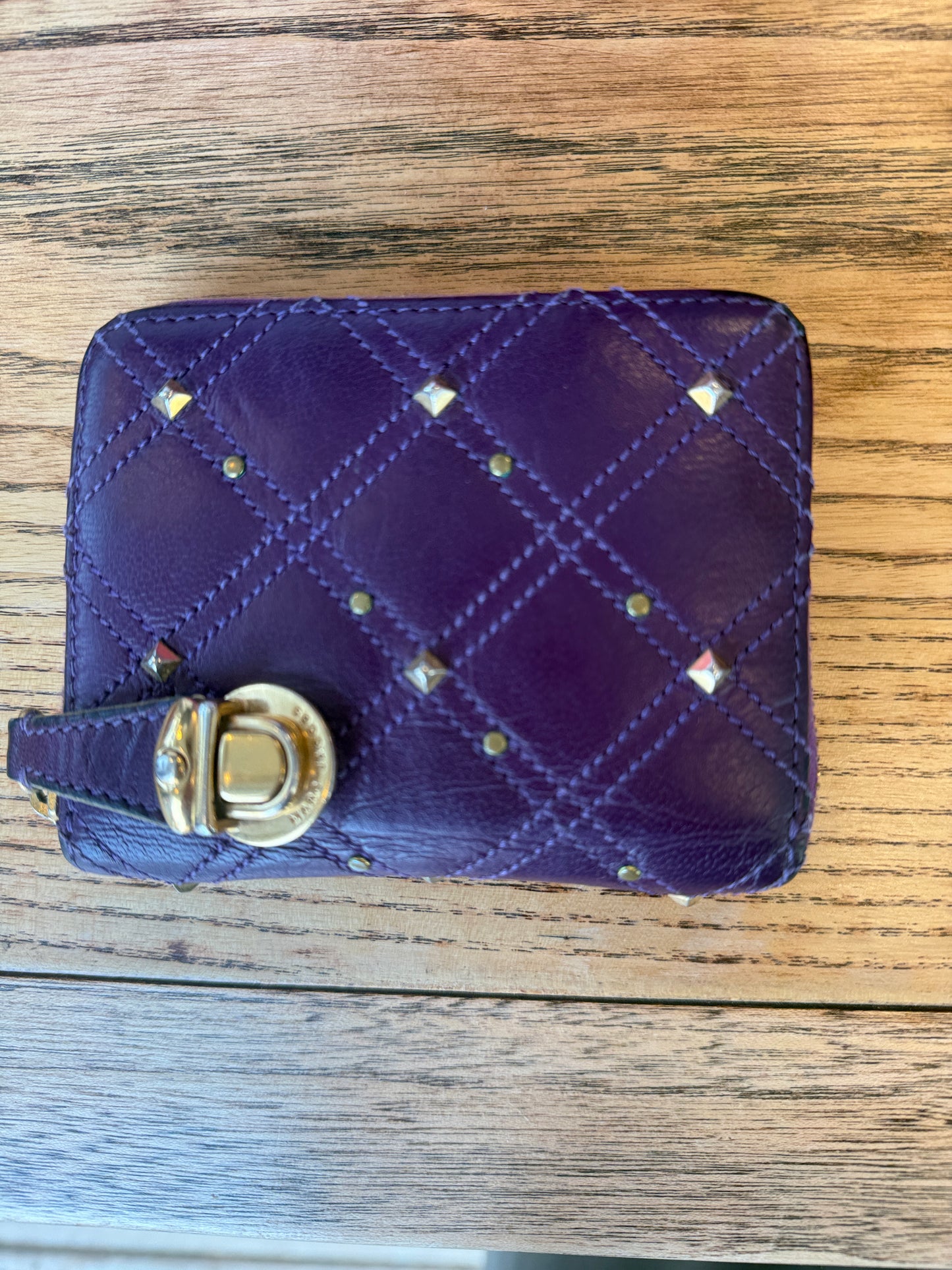 MARC JACOBS Purple Zipped Wallet / OS