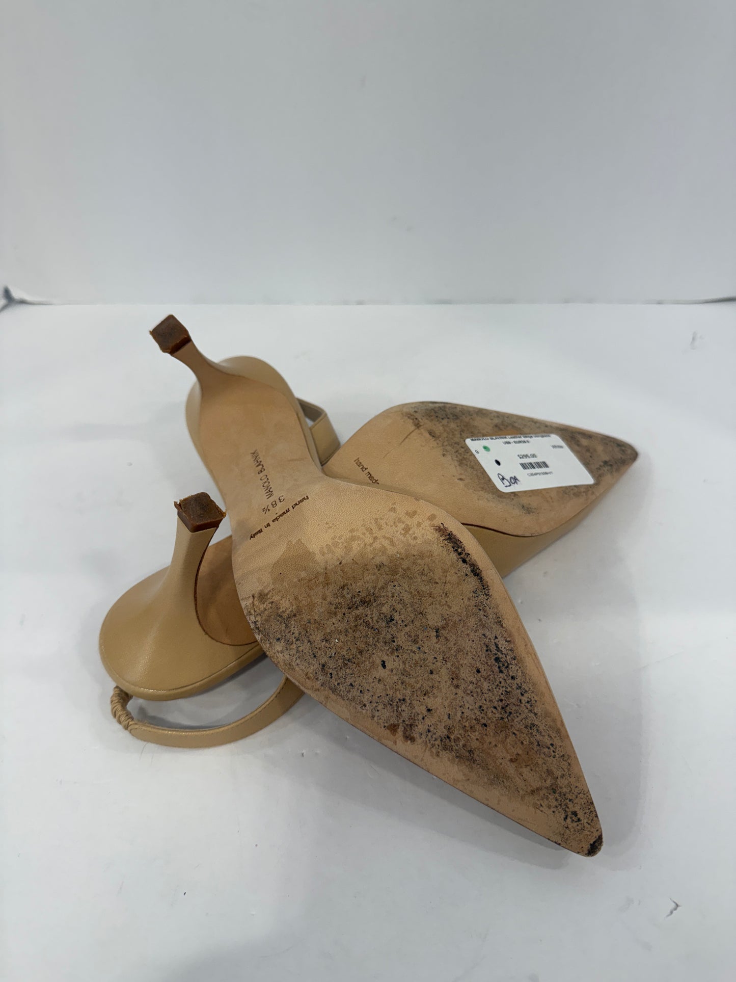 MANOLO BLAHNIK Leather Beige Slingback US9 - EUR38.5