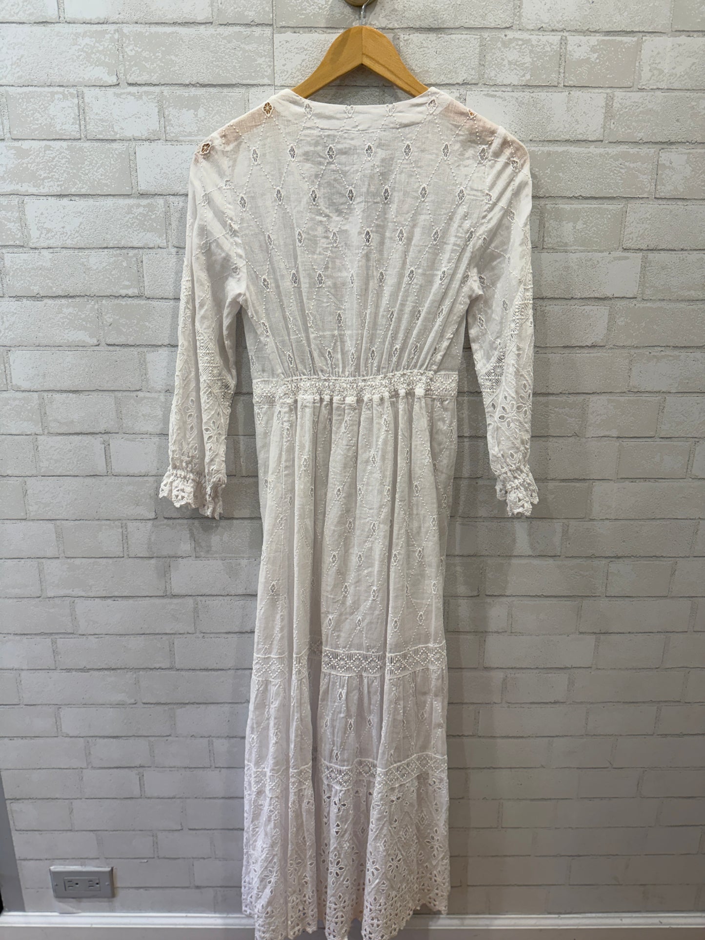 TEMPTATION POSITANO Cotton Embroidered Maxi Dress / XS