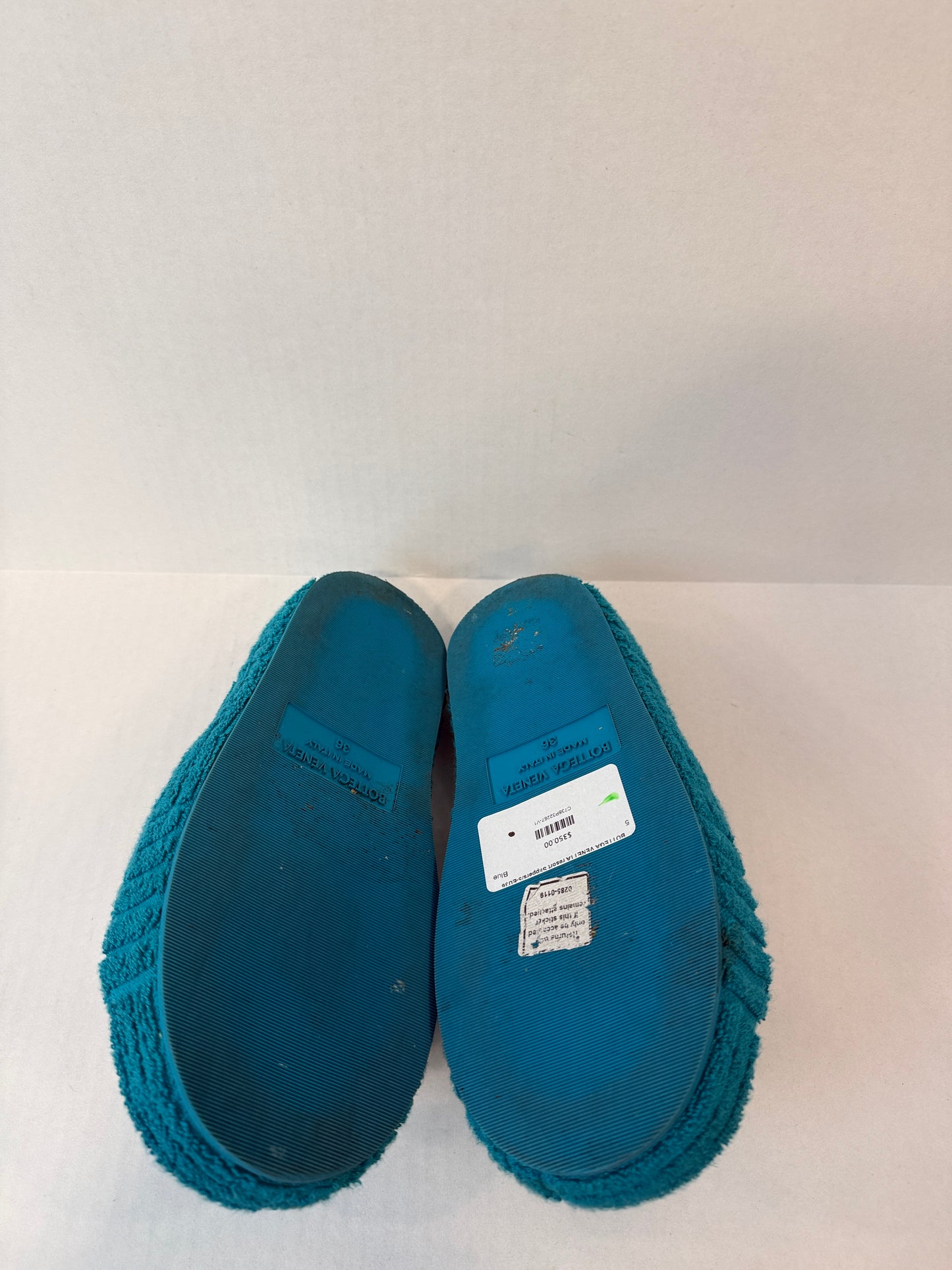 BOTTEGA VENETA Resort Sponge Terry Slide in Teal — Excellent | US5.5-EU36