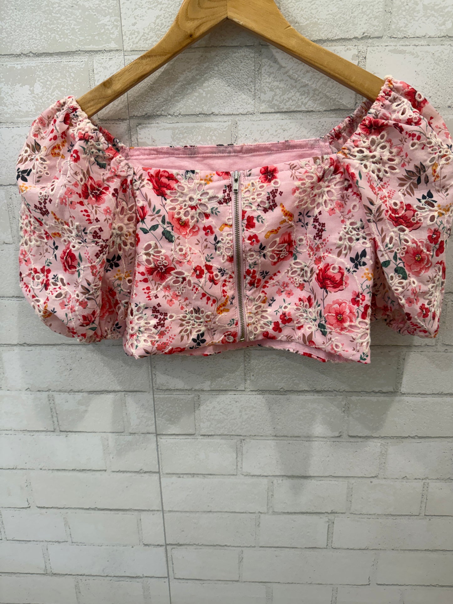 BARDOT JUNIOR SS Floraln Print Crop Blouse / 14Y