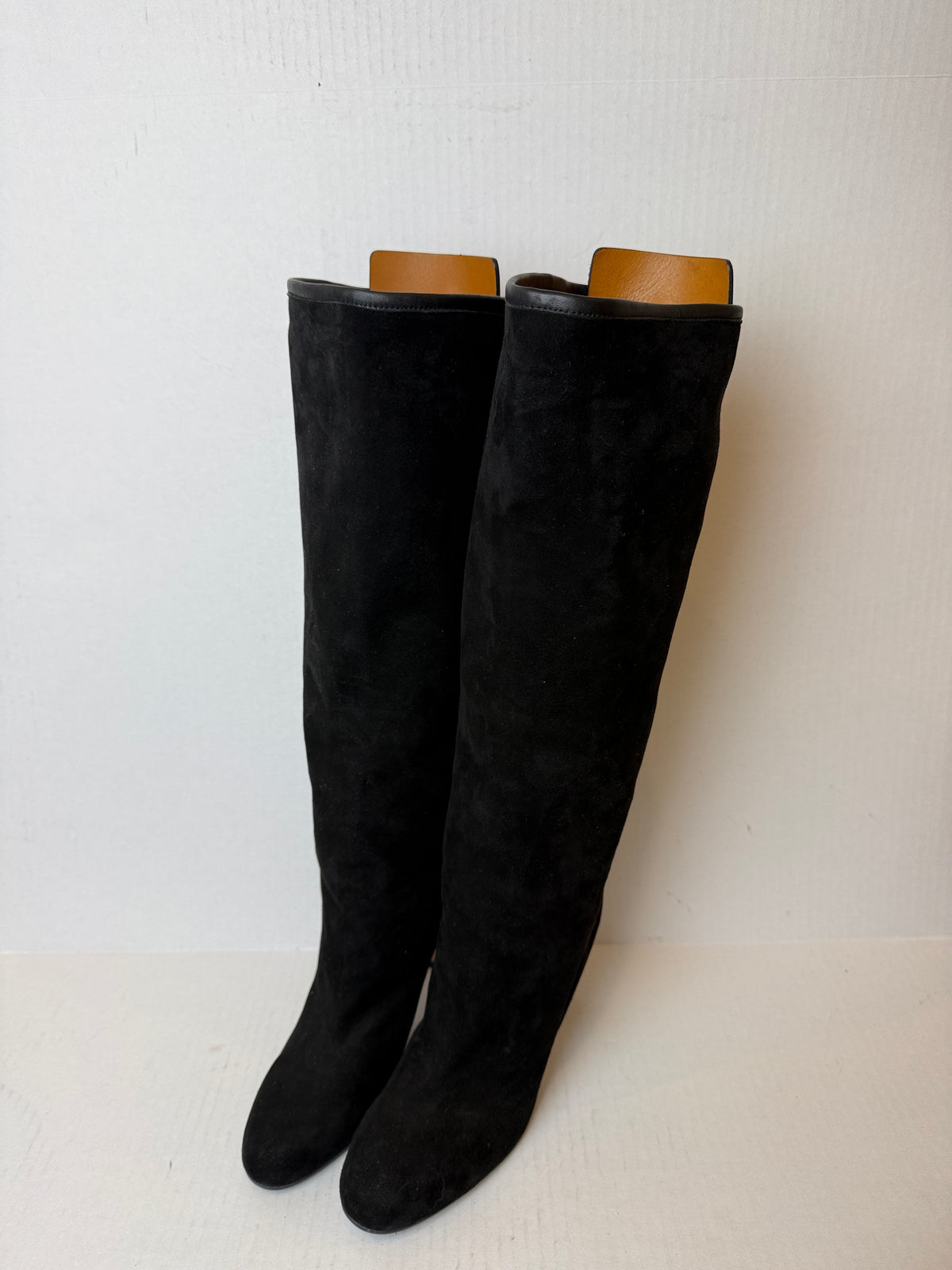 STUART WEITZMAN NWT Suede Studded Accents Heels Boots/US8.5-EU39