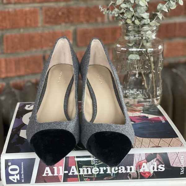 ANN TAYLOR Pointy Bi Clor Pumps Size 39.5