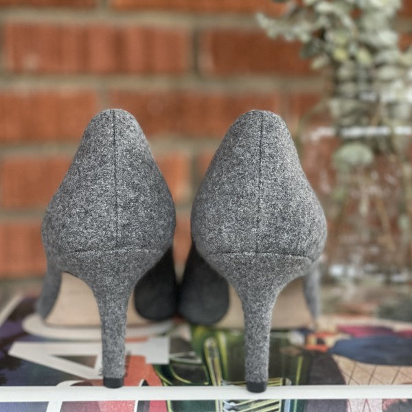 ANN TAYLOR Pointy Bi Clor Pumps Size 39.5