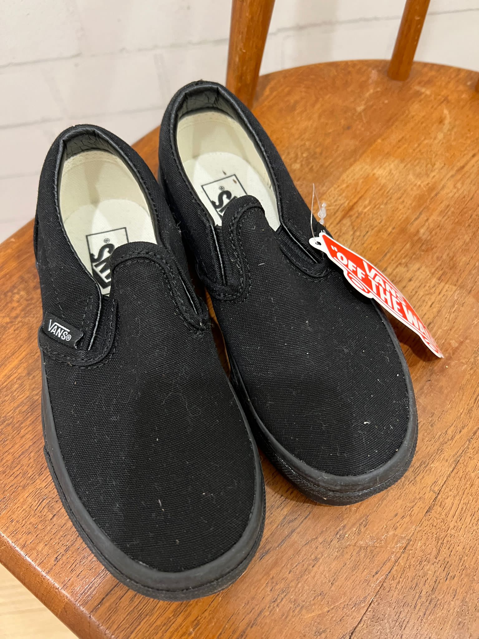 Washed-Out Beachy Laceless Shoes : slip-on silhouette
