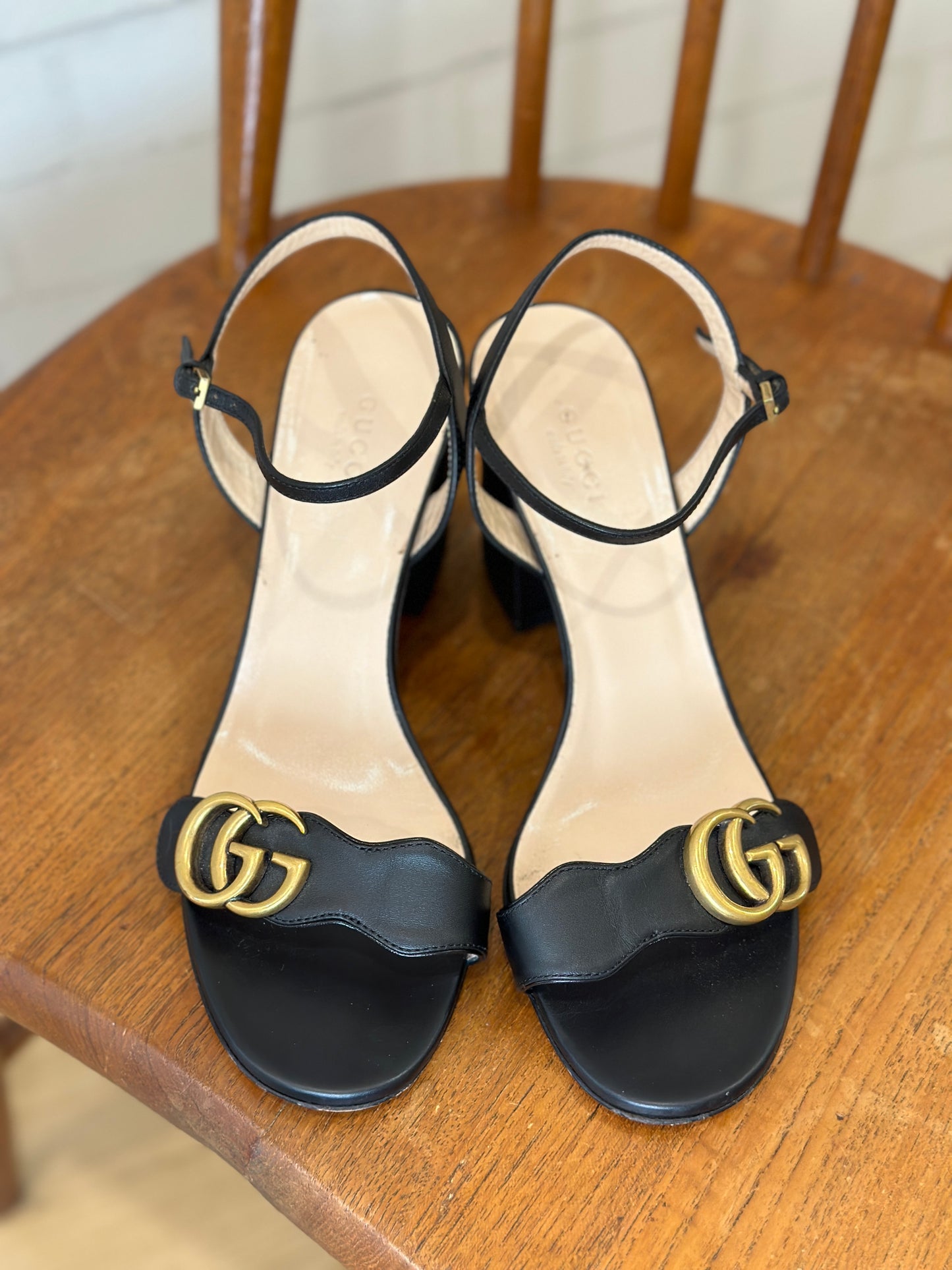 GUCCI Leather Mid Heel Sandals / US7.5- EU38