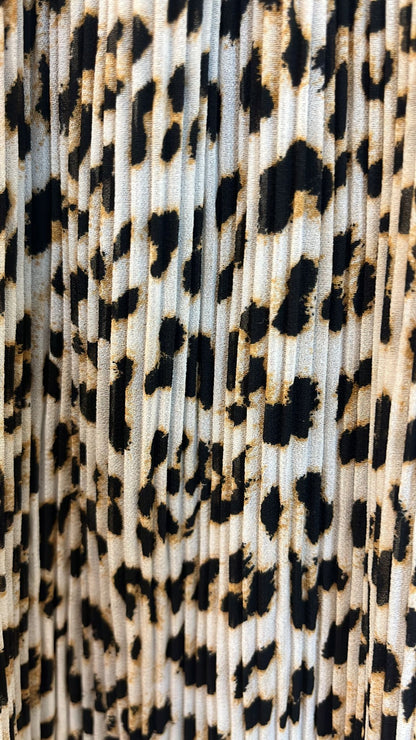 BANANA REPUBLIC mini leopard skirt / XS