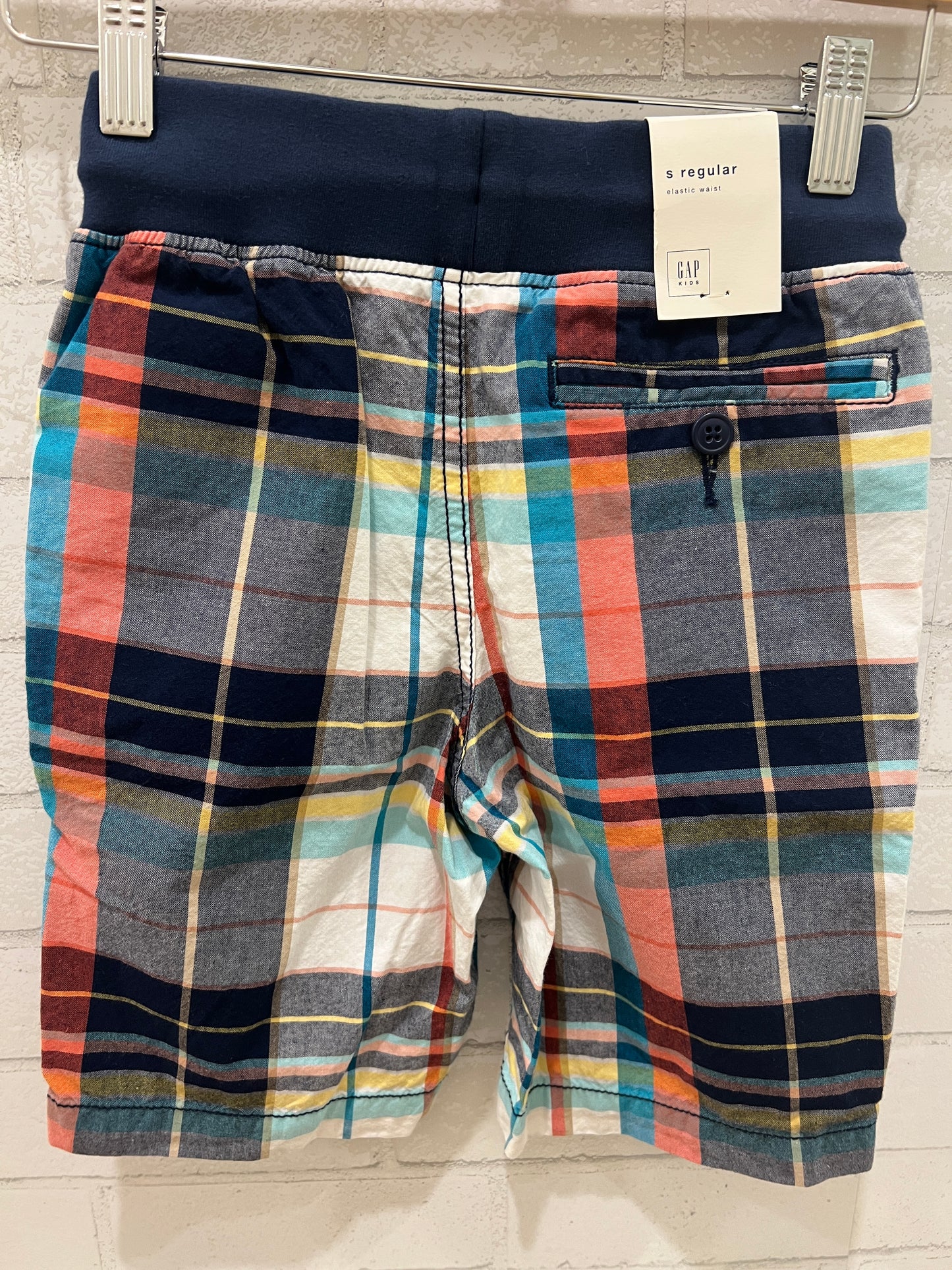 GAP NWT Long Shorts Size 6-7Y REg