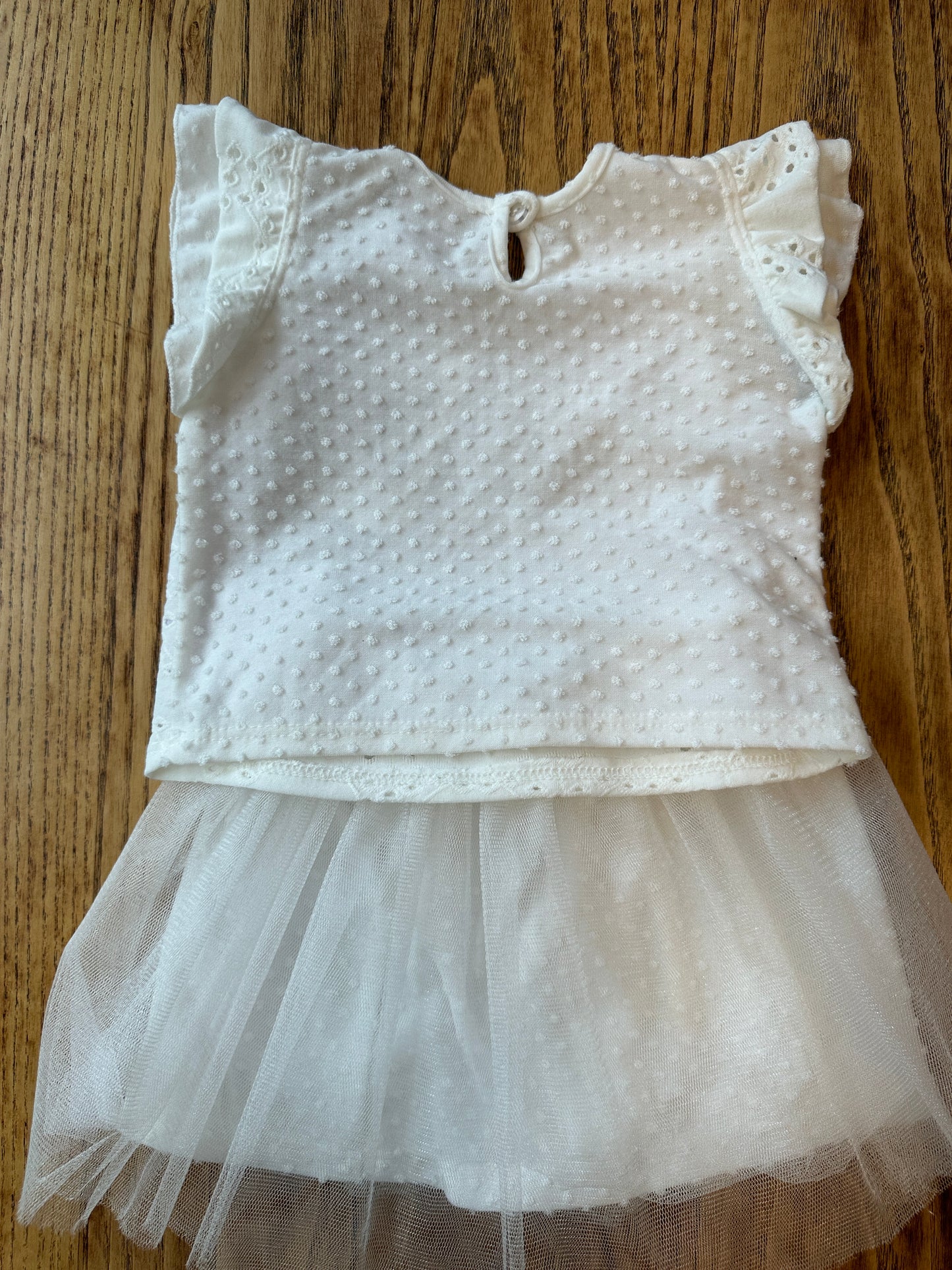 Little Mass set of t-shirt + skirt 18M