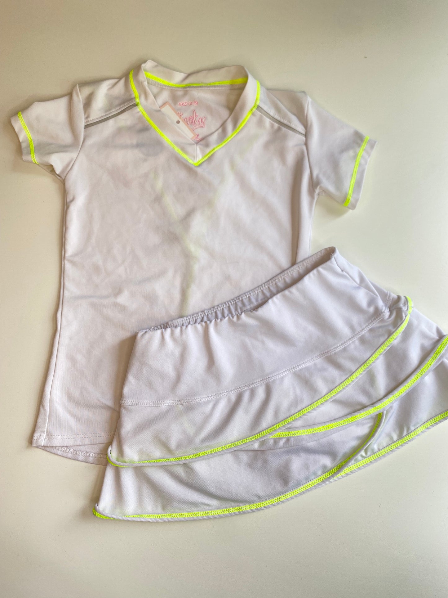 LUCKY IN LOVE 2 pieces Tennis Outfit Size 4-5y