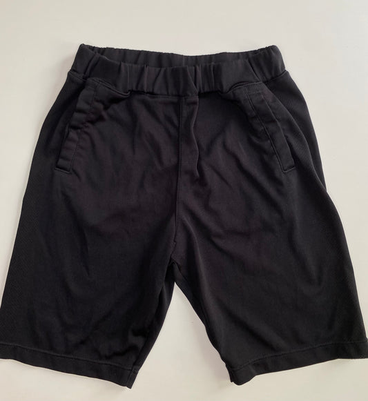 UNIQLO Athletic shorts / 5-6Y