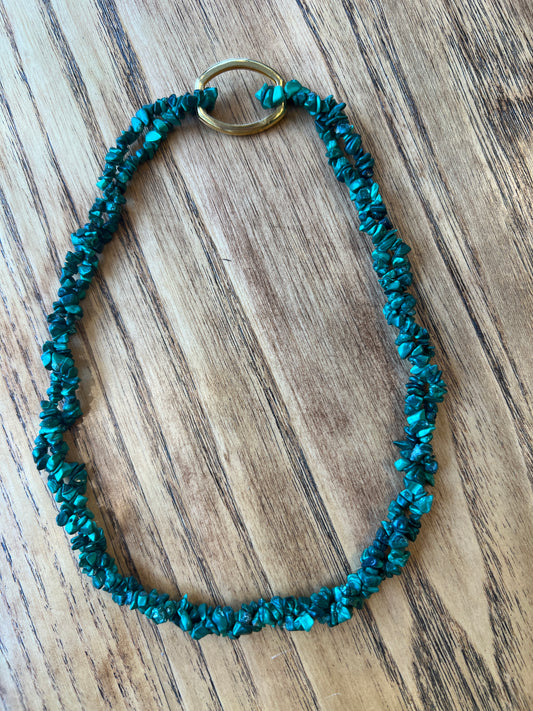 Malachite small twisted green stones necklace