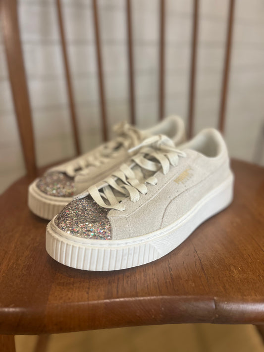 PUMA Canvas and Sparkle Low Tops / US7.5 EU38