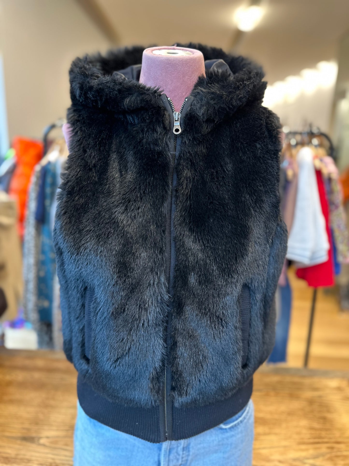 LOFT faux fur hoodie vest/ S